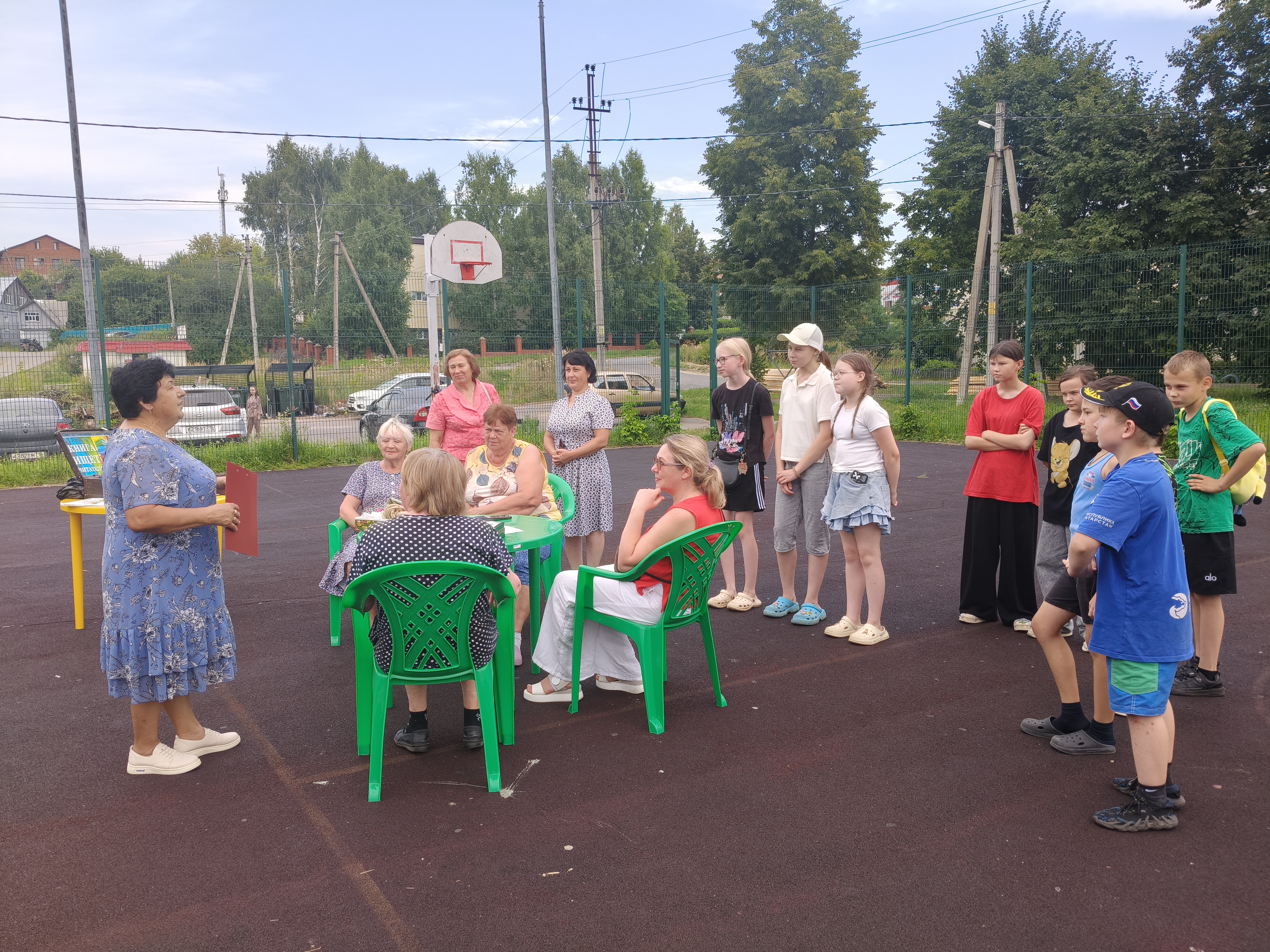 Жители микрорайона активно включились в программу