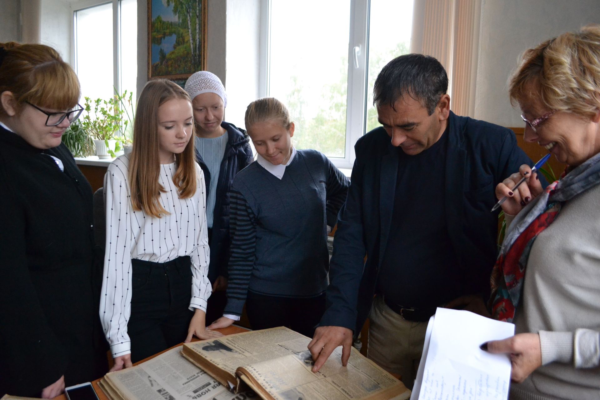 Верхнеуслонские гимназисты в гостях у районной газеты "Волжская новь"