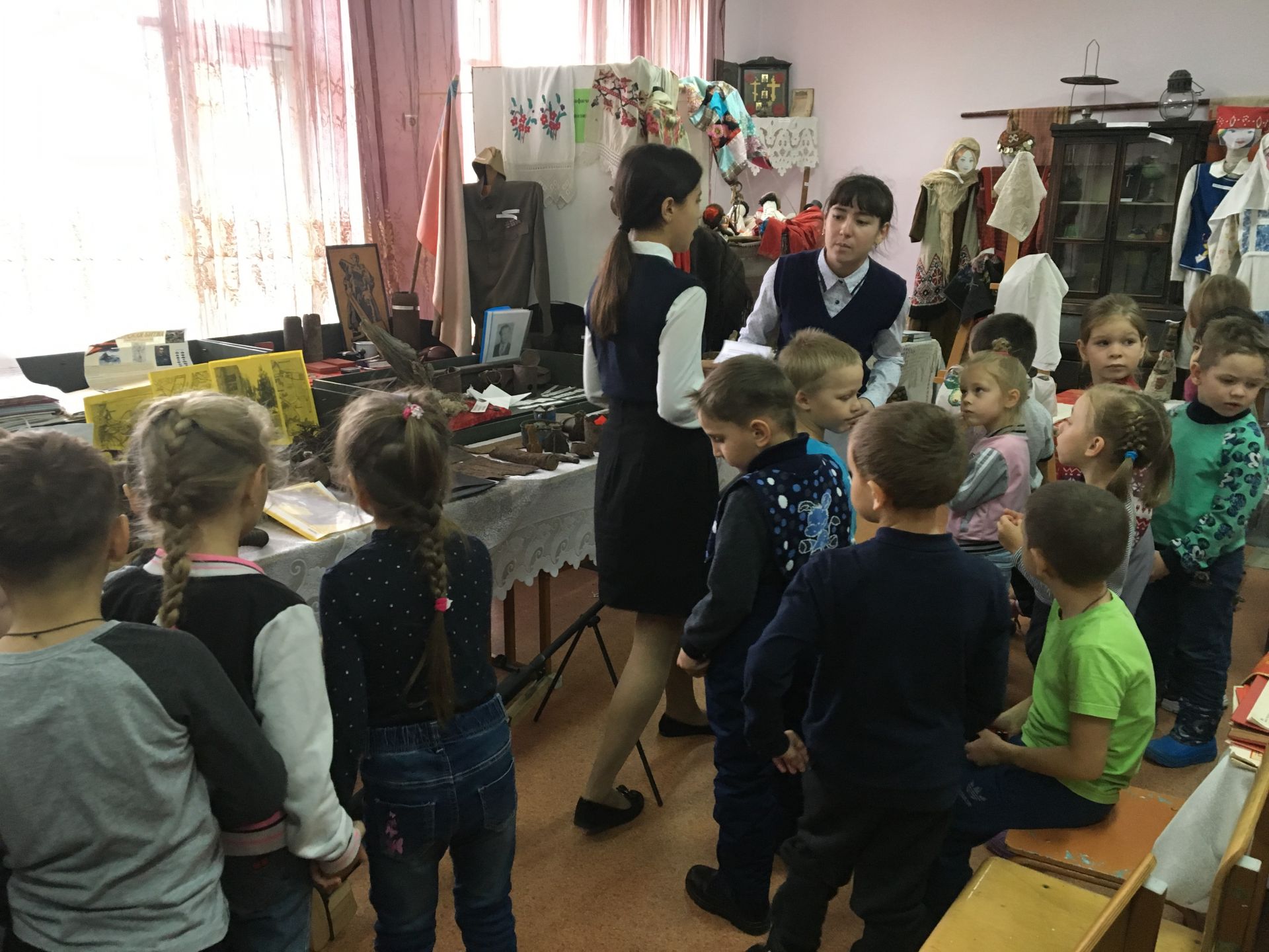 Воспитанники Верхнеуслонского детского сада побывали в гостях у школьников