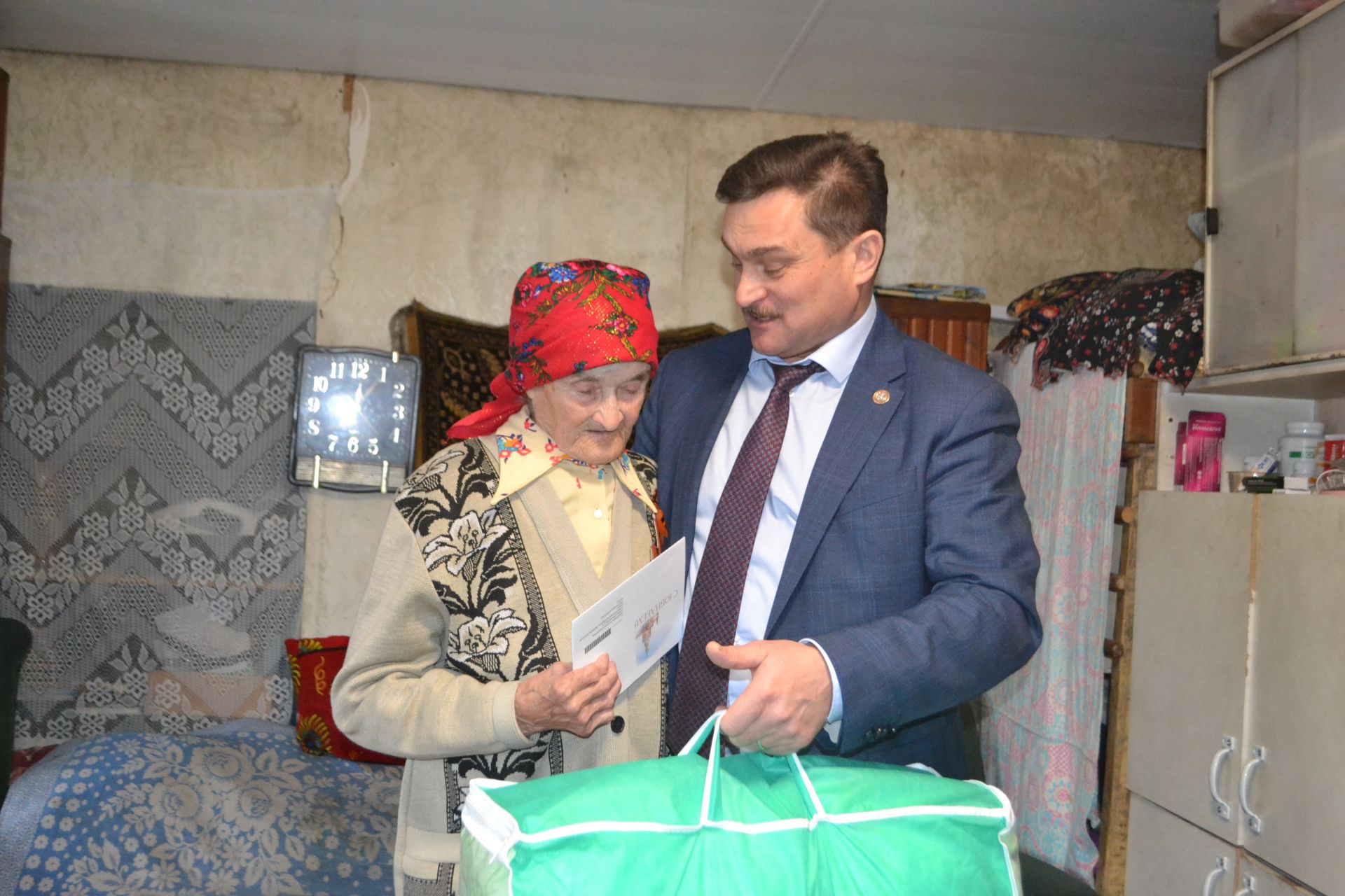 Ваш красивый юбилей потрясает всех людей: 90 лет отметила Ксения Николаева из Набережных Моркваш