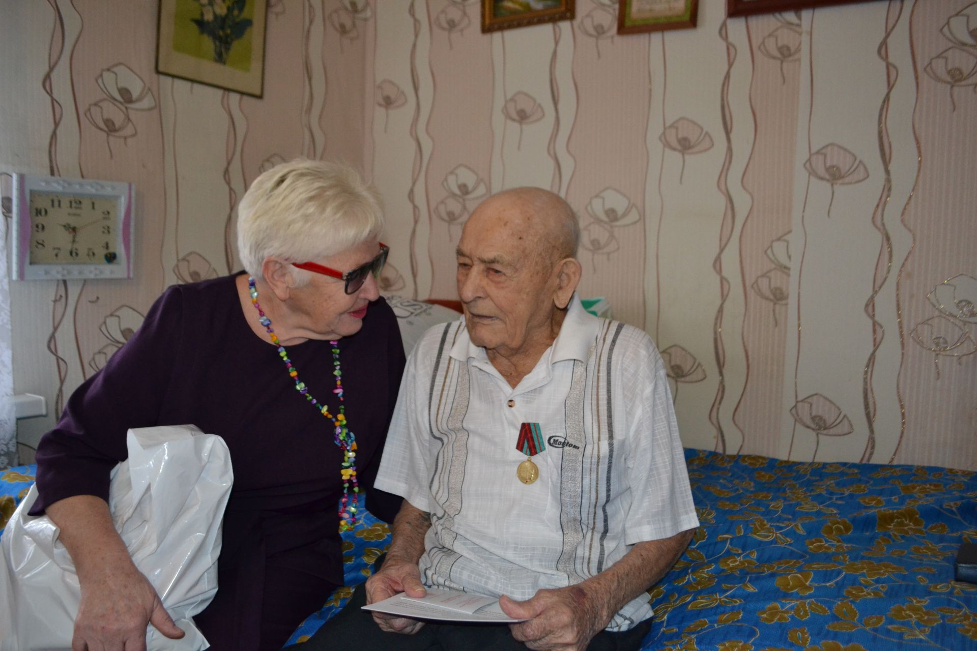 Вы - живой пример для нас: ветеран Великой Отечественной войны Александр Иванович Махнин отметил 95 лет со дня своего рождения