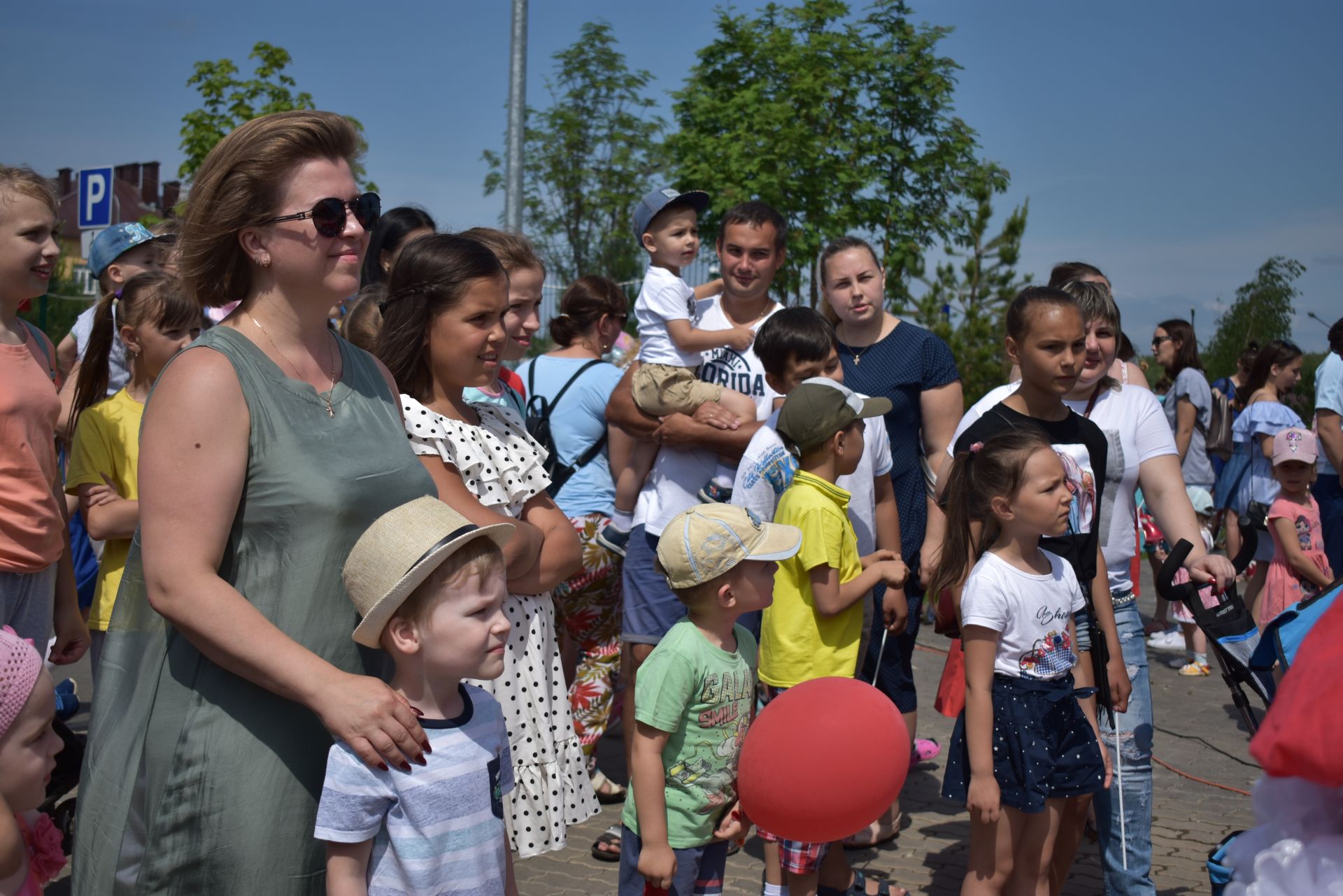 День защиты детей отметили в Верхнем Услоне (Фоторепортаж)