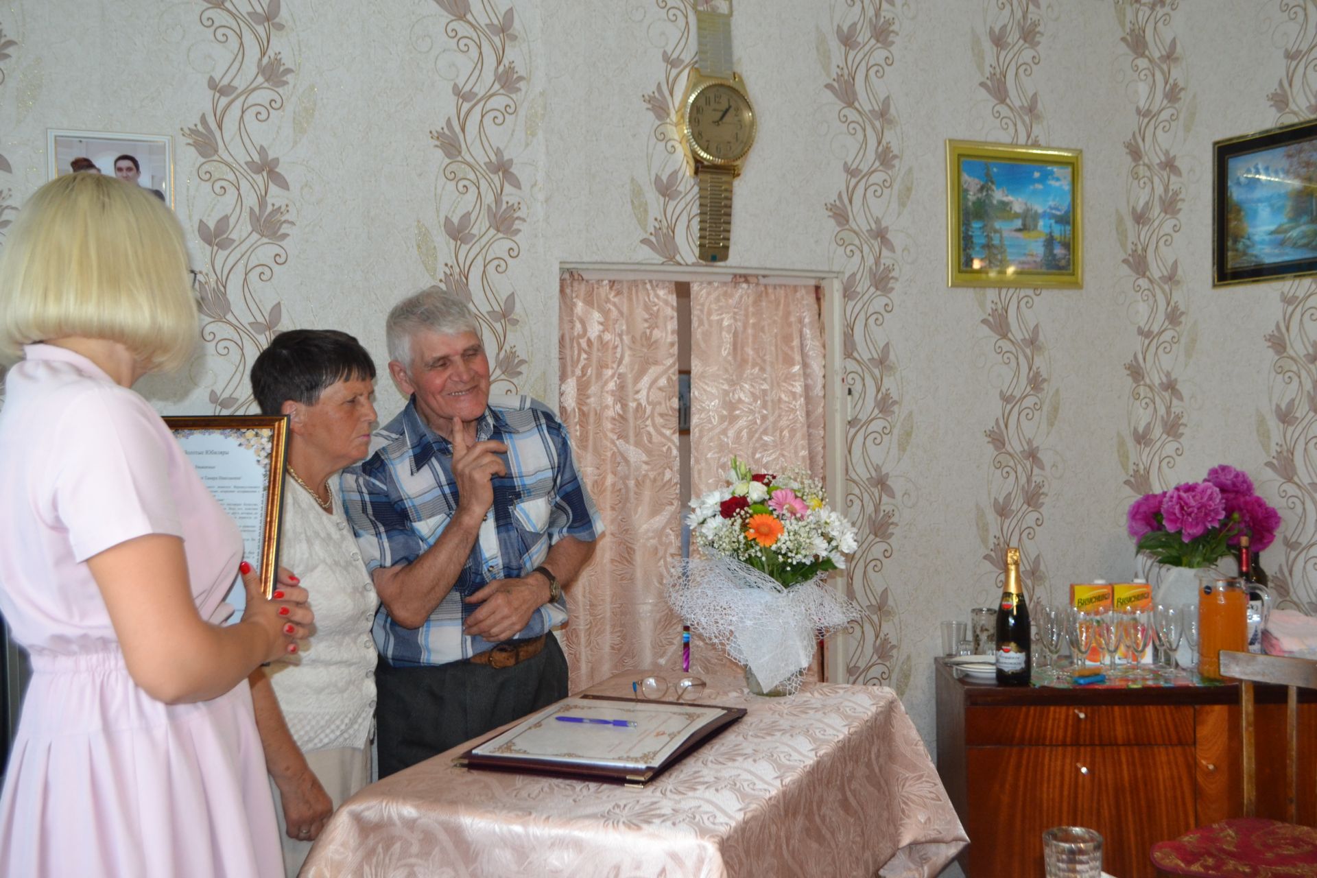 Супруги Хадиятуллины из Коргузы отметили 50 лет совместной жизни