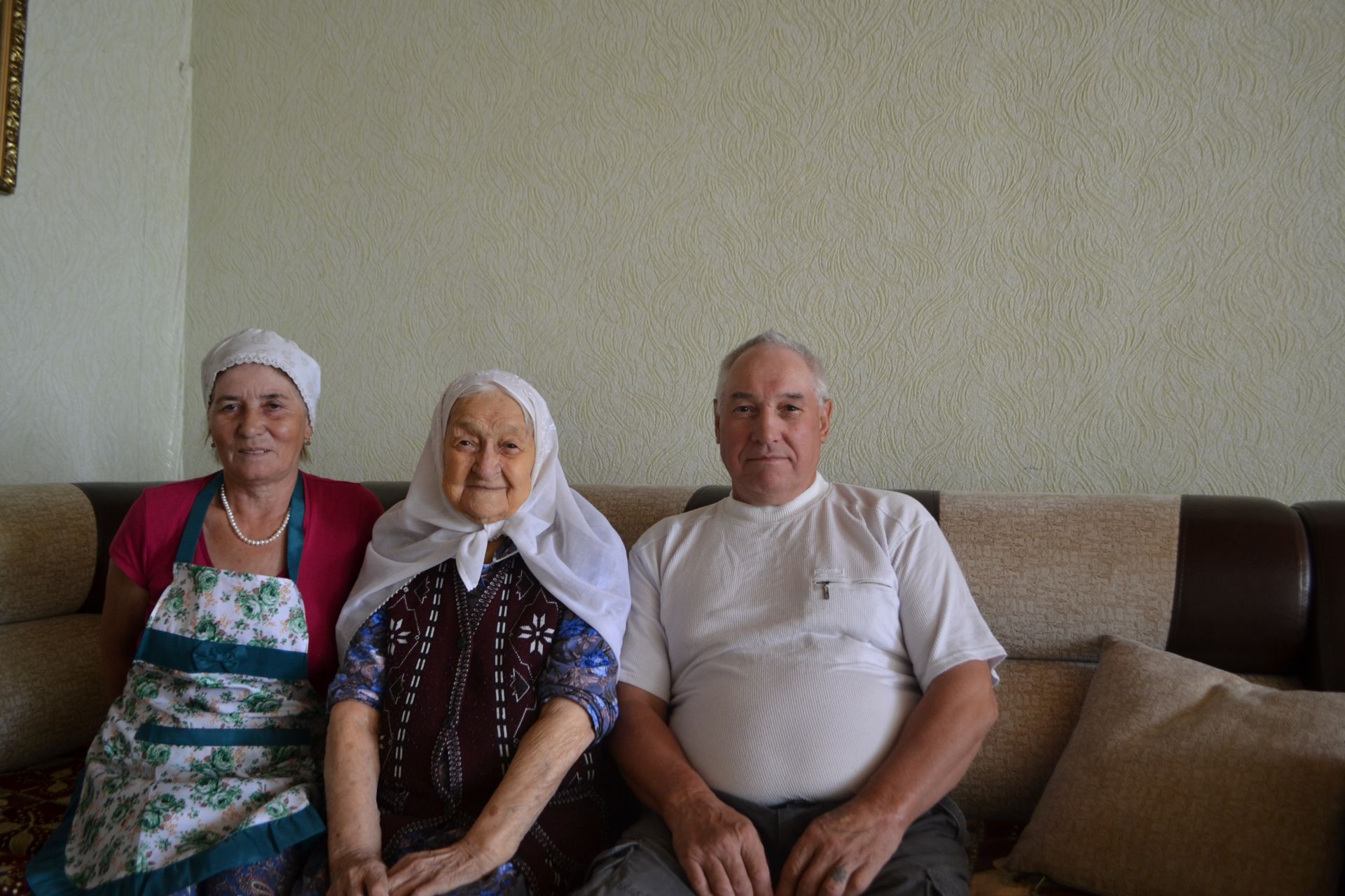 95 лет исполнилось Сание Гатауллиной из Вахитова - это не старость, это мудрость века