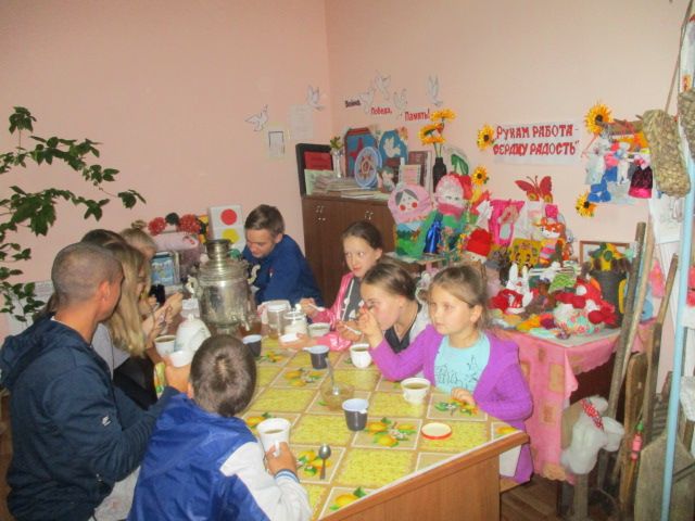 Чайные посиделки на Медовый Спас прошли в Кильдееве Верхнеуслонского района