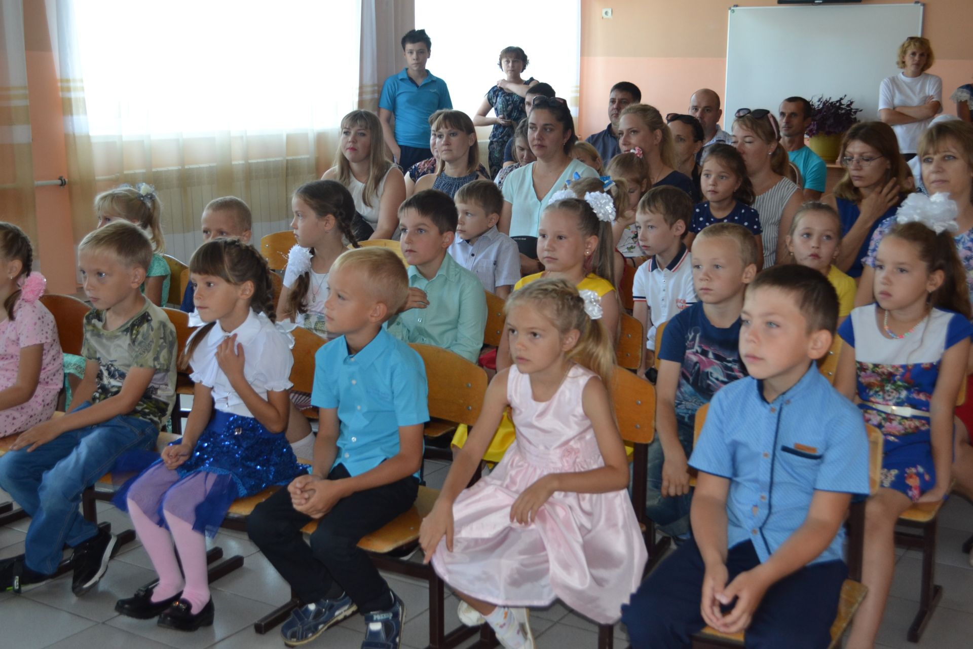 Помоги собраться в школу: 37 будущих первоклассников Верхнеуслонского района получили портфели
