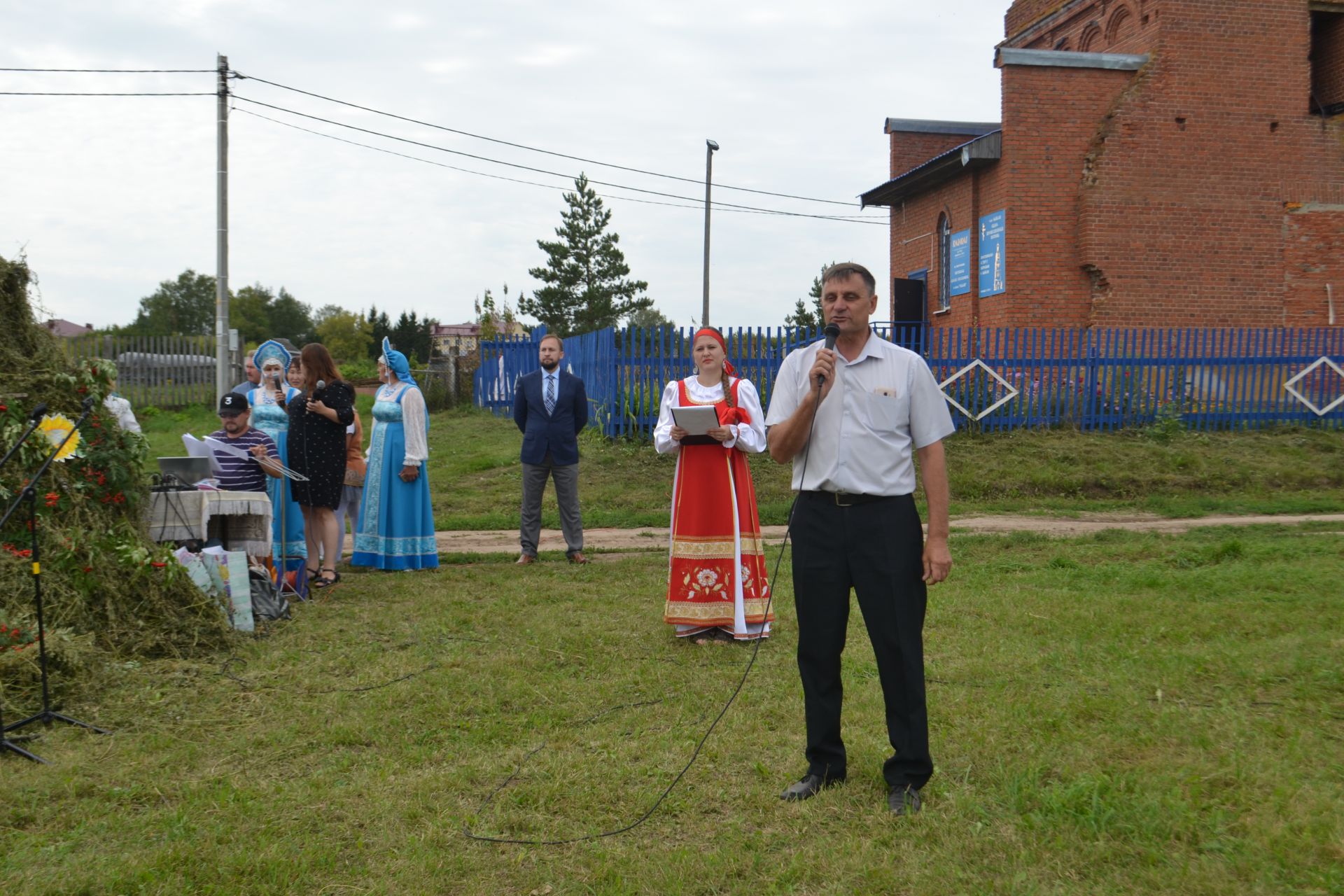 Праздник Яблочного Спаса всем сердца затронул: в Майдане прошел день села