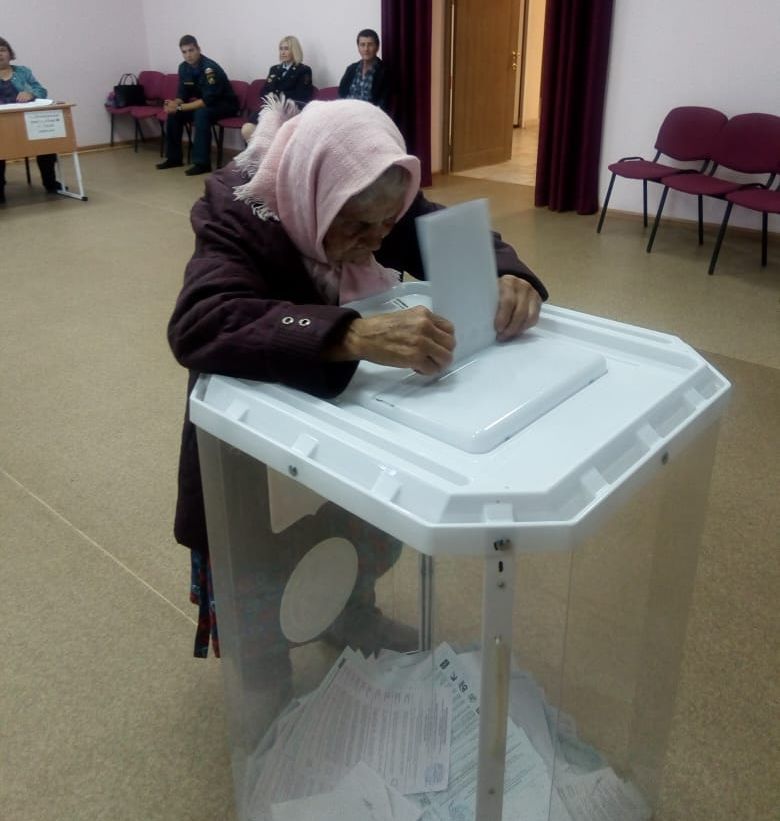 Жители Верхнего Услона продолжают активно голосовать