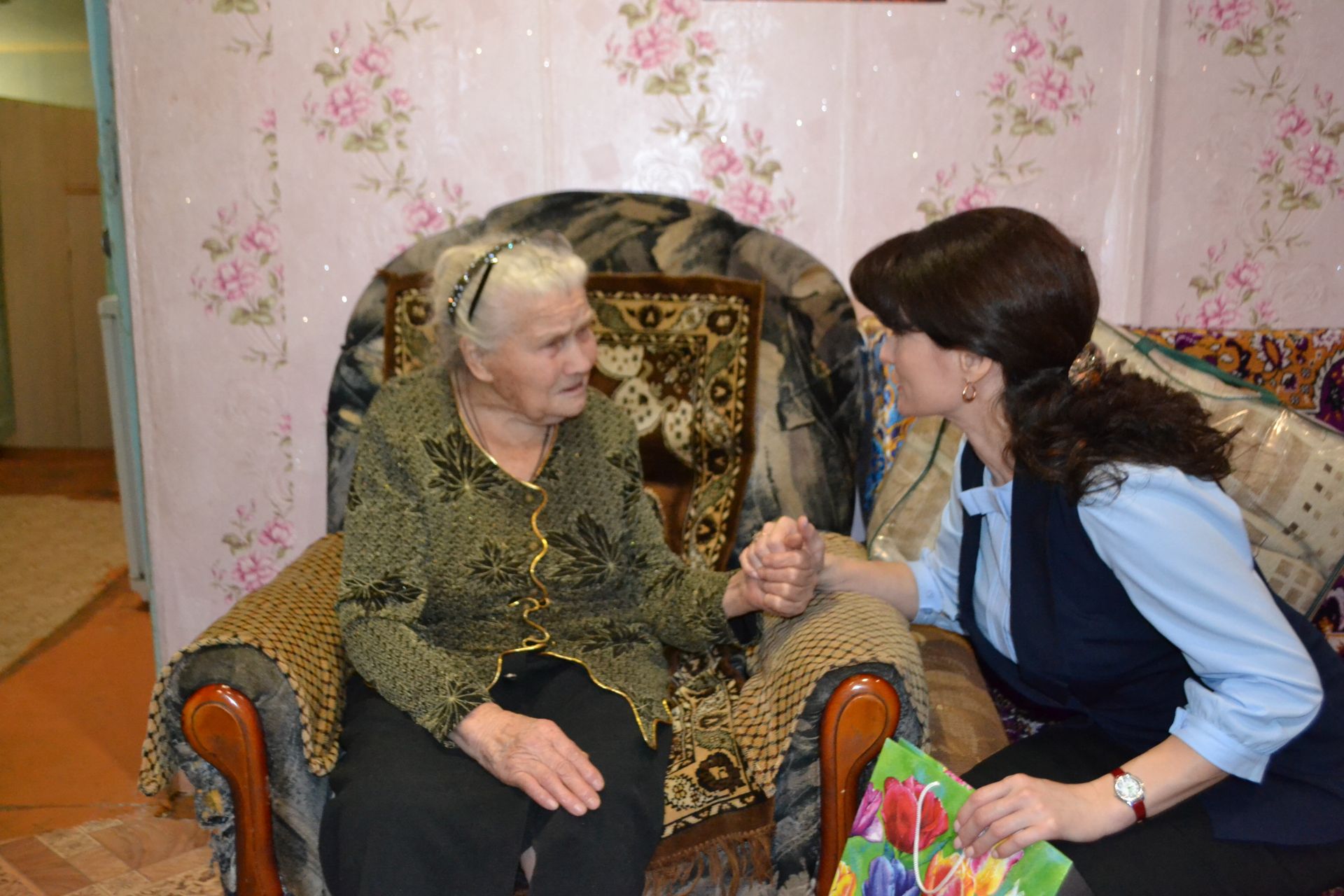Пусть добрым будет здоровье и веселой - душа: Мария Андреева из Введенской Слободы отметила свой 90-летний юбилей!