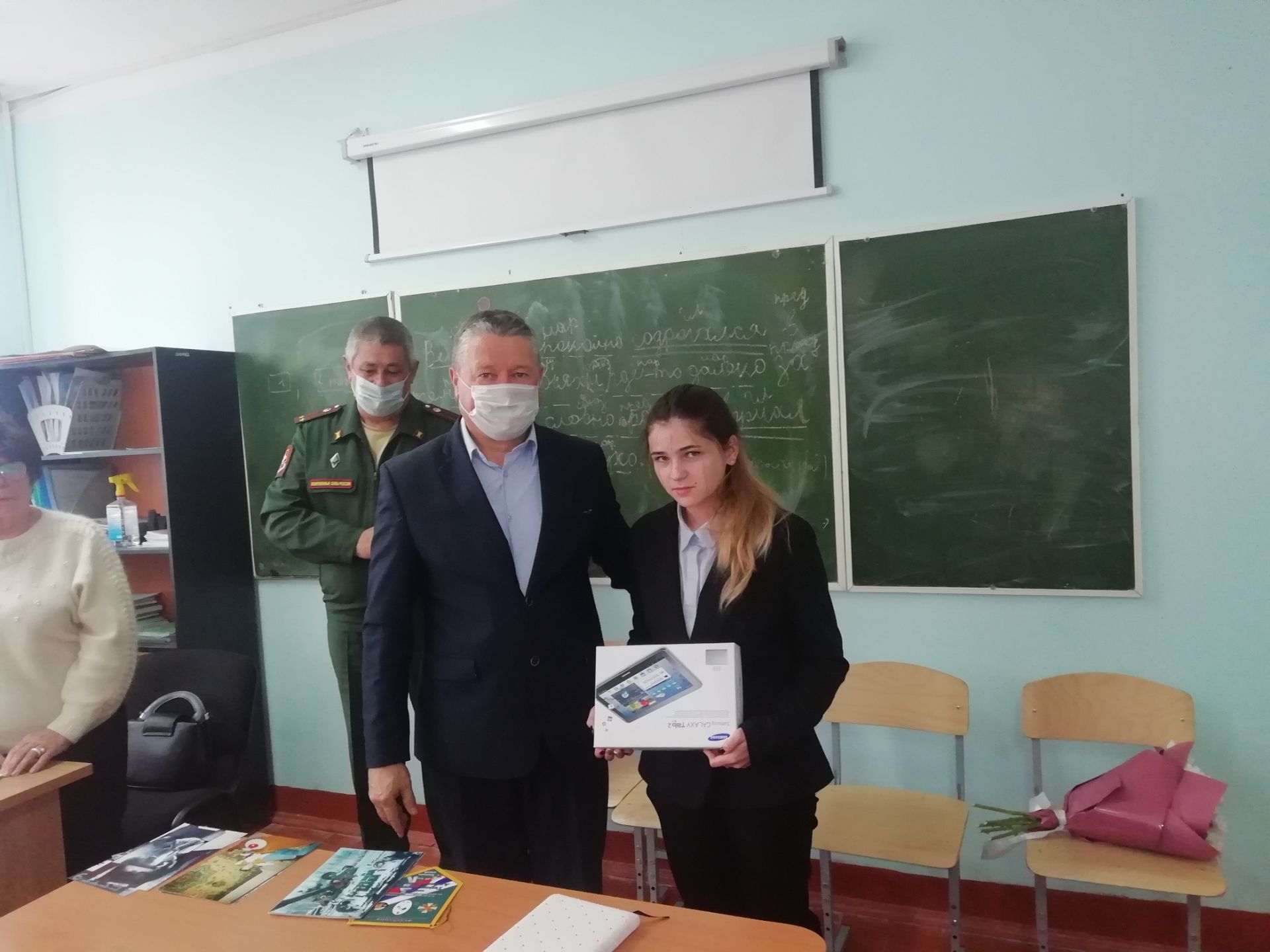 Верхнеуслонские школьники встретились с матерью Героя России