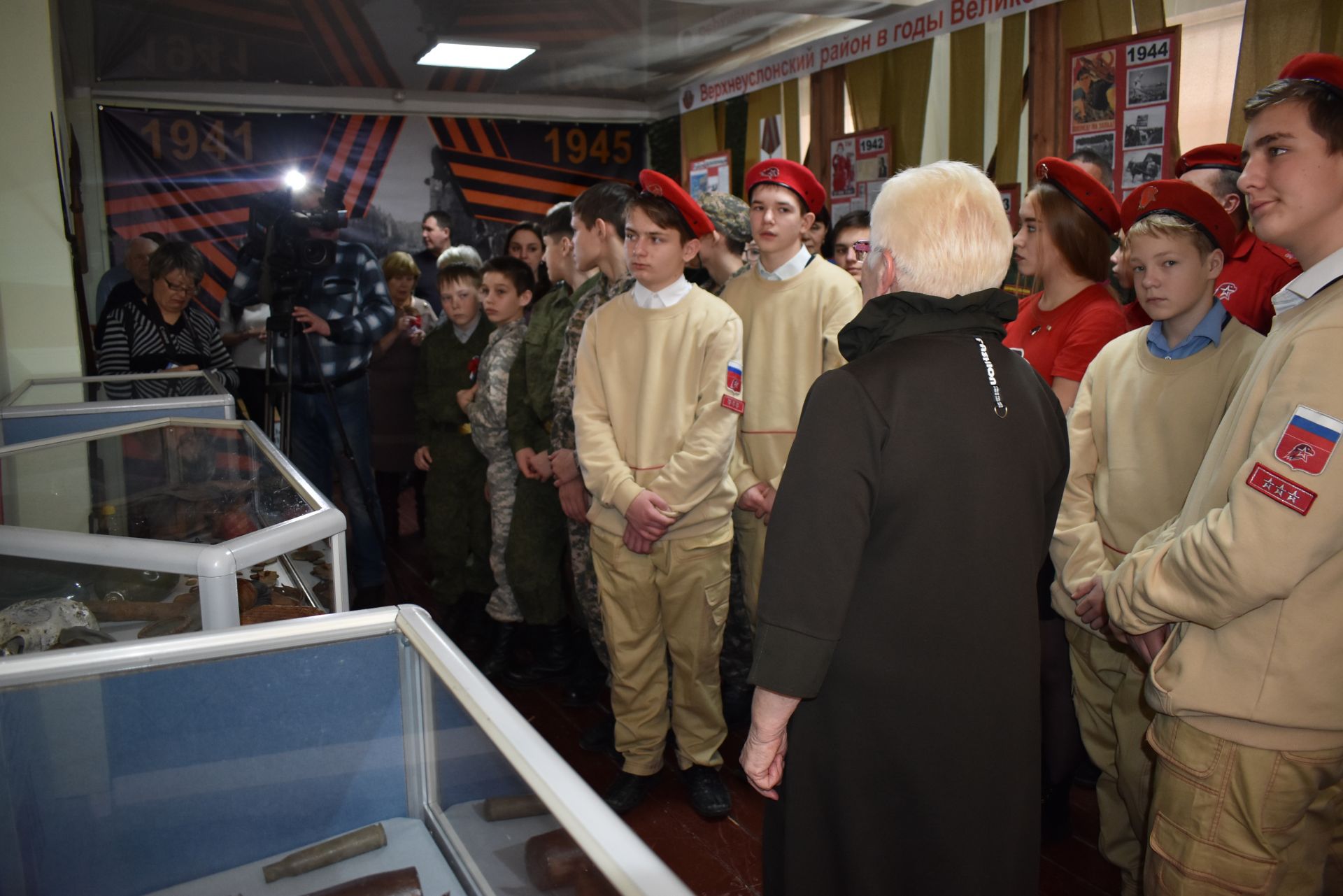В Верхнем Услоне открылся музей Отечественной войны (Фоторепортаж)