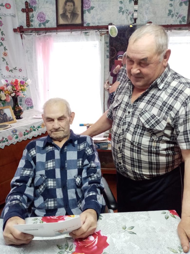 90 лет отметил Владимир Банников из Русского Бурнашева