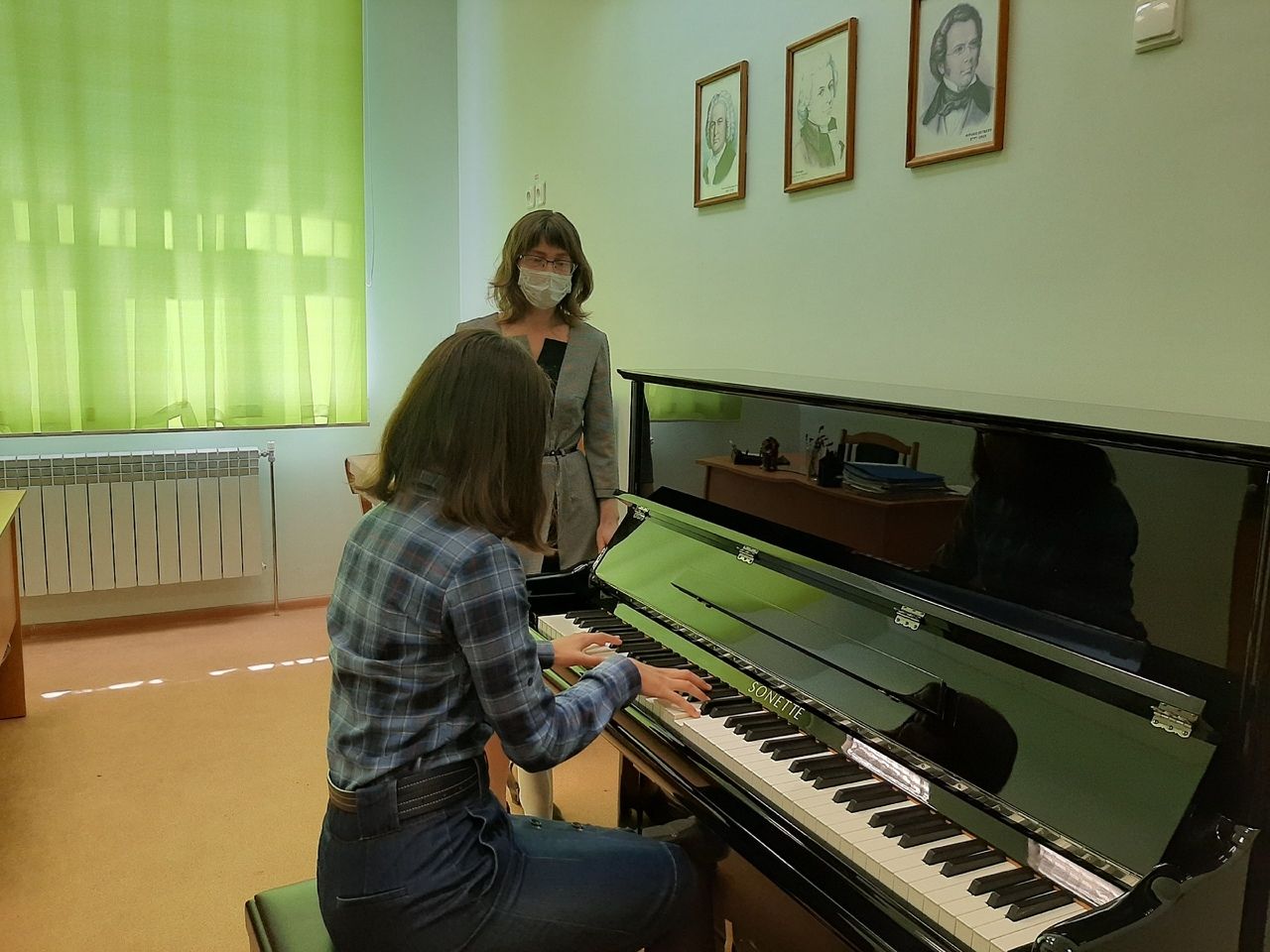 Верхнеуслонская школа искусств получила новые музыкальные инструменты