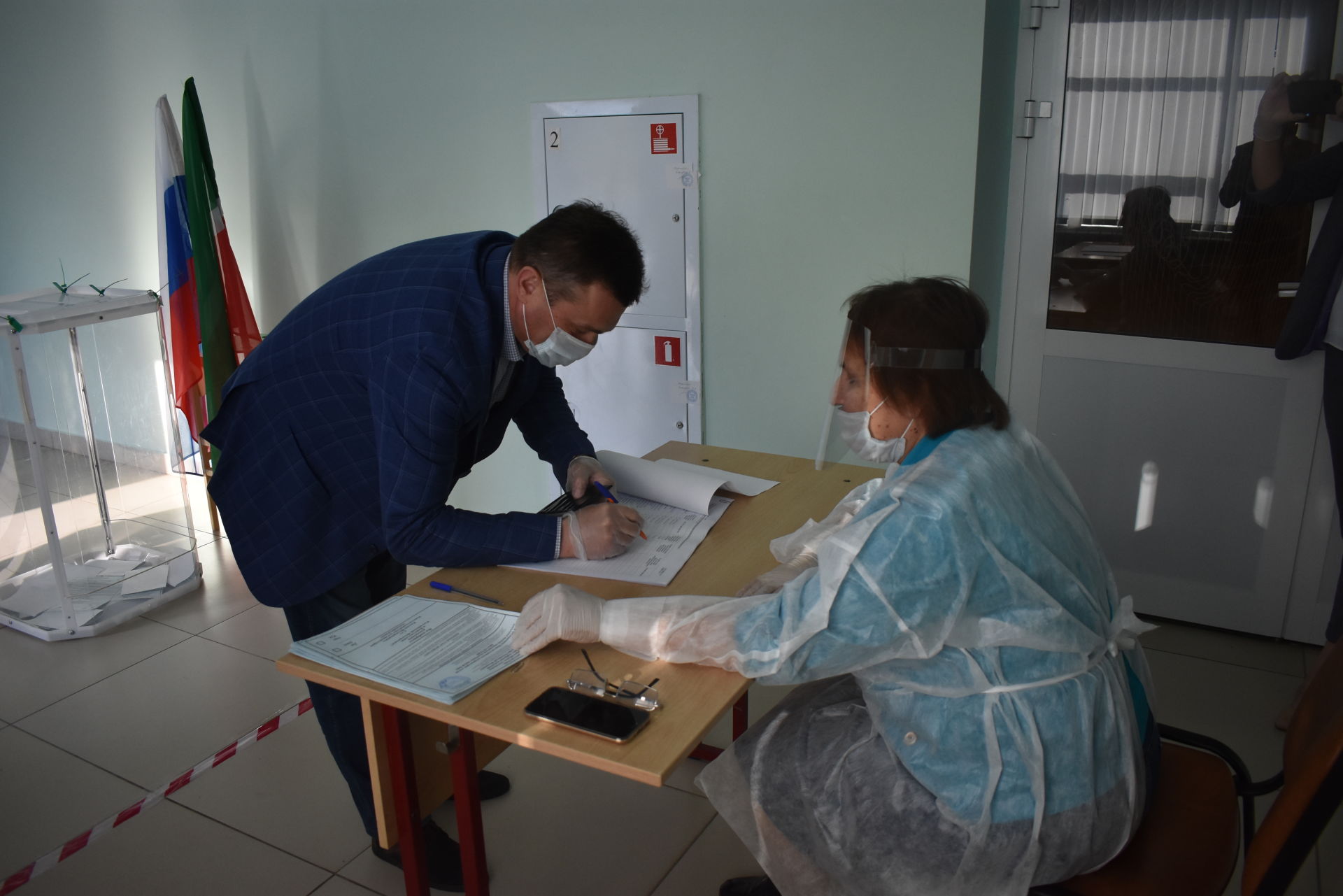 Глава Верхнеуслонского района проголосовал за поправки к Конституции РФ