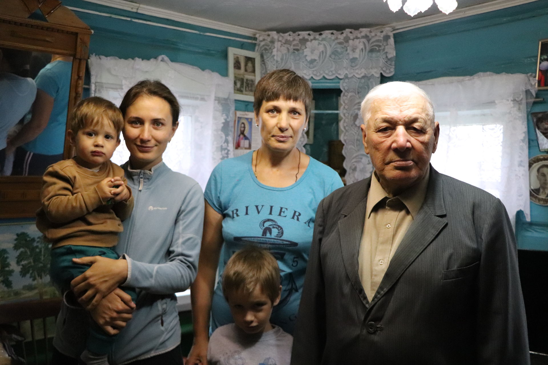 90-лет исполнилось Павлу Баймяшкину из Нижнего Озера