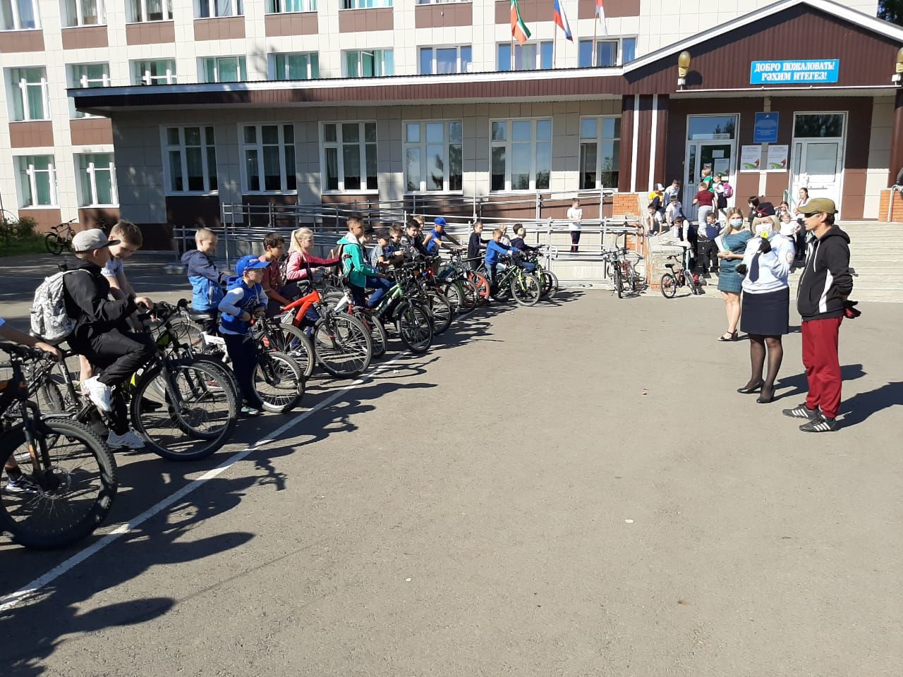 Школьники в Верхнем Услоне приняли участие в велопробеге
