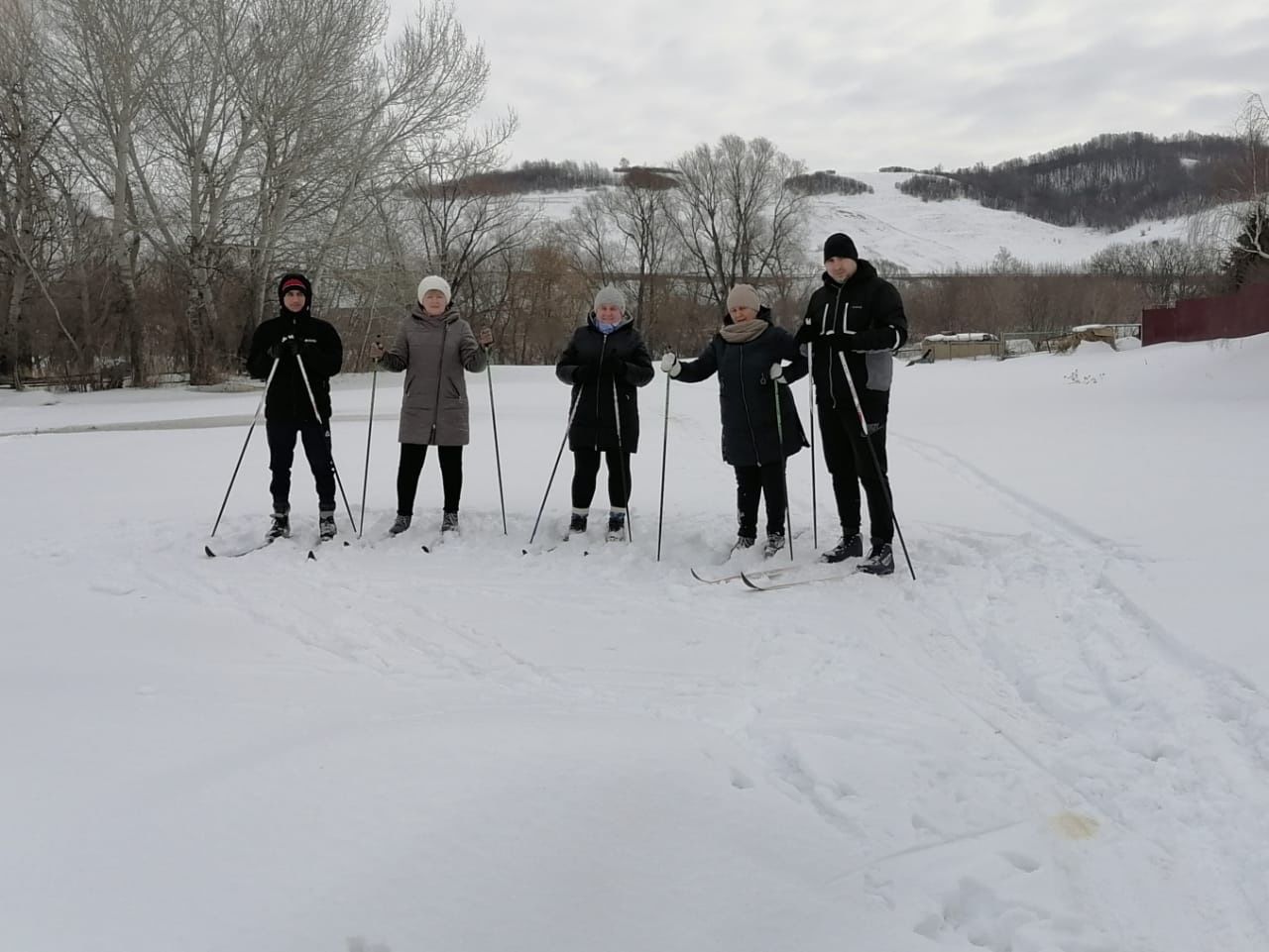 Жителей Макулова пригласили на лыжную прогулку