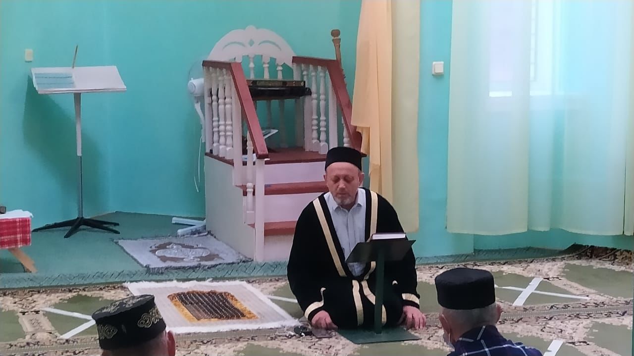 В мечети Верхнего Услона прошёл ифтар