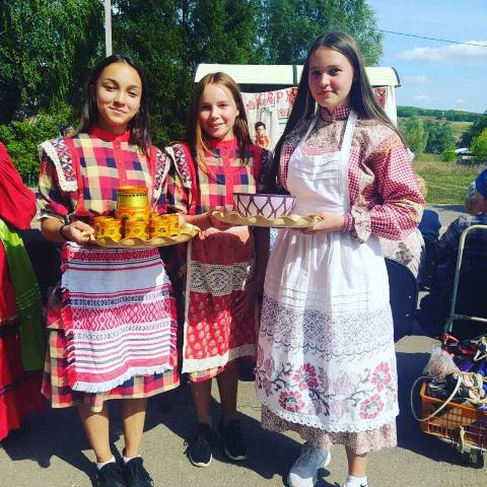 В Канаше впервые прошел чувашский национальный праздник "Керхи Сара"