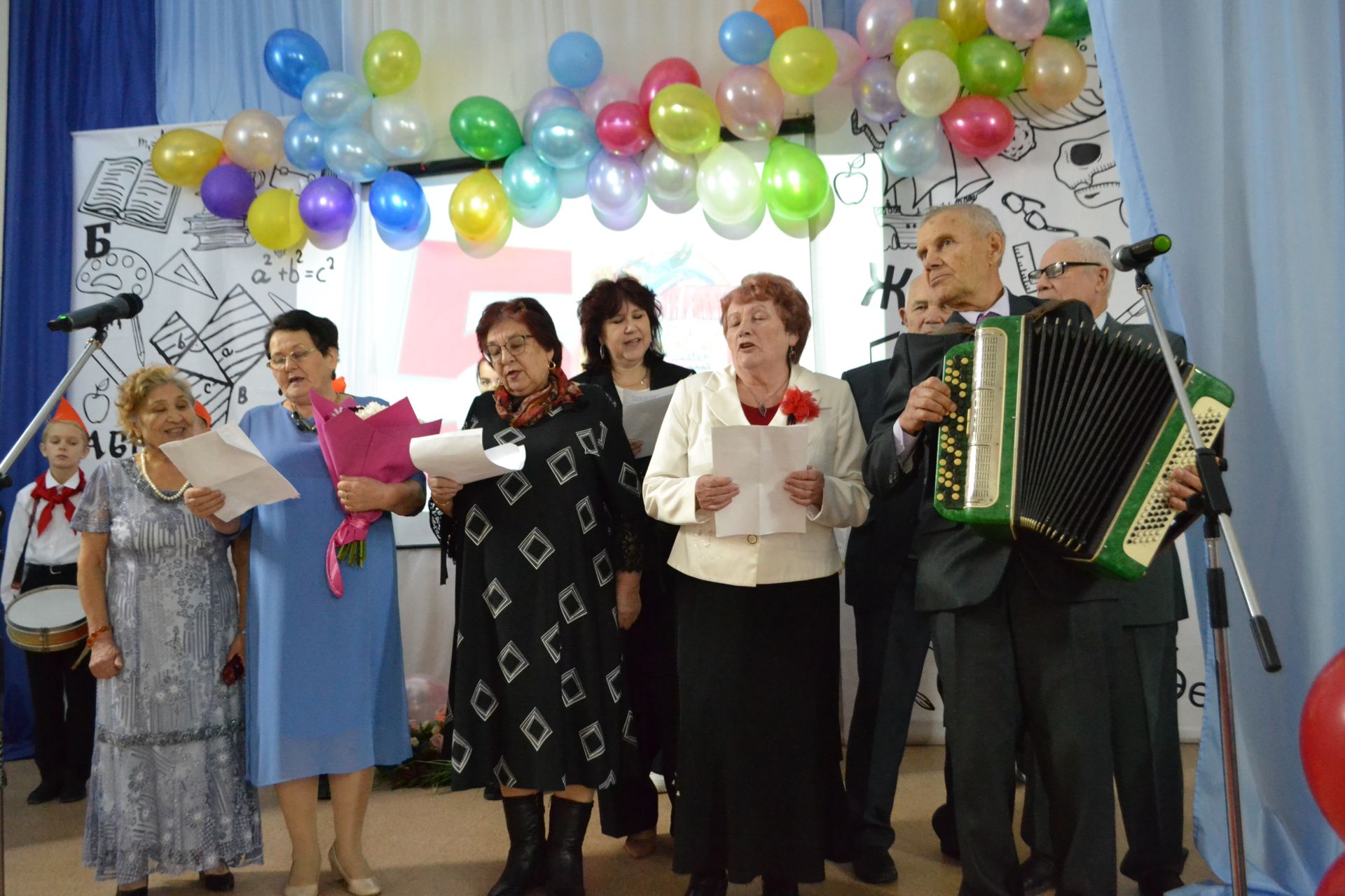 Верхнеуслонская школа отметила 50-летний юбилей!