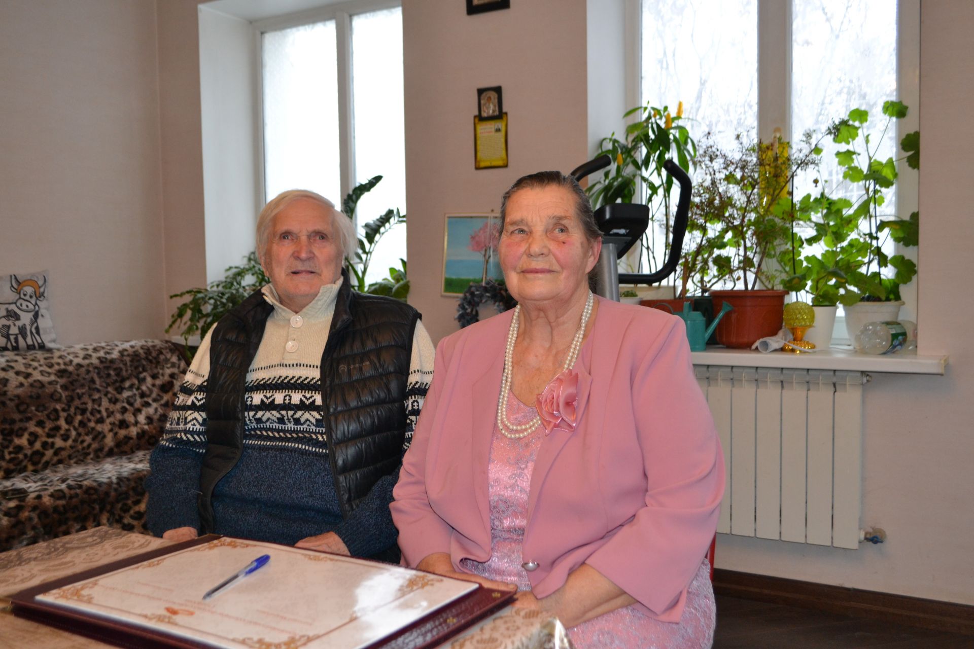 Супруги Столяровы из Набережных Моркваш отметили бриллиантовую свадьбу