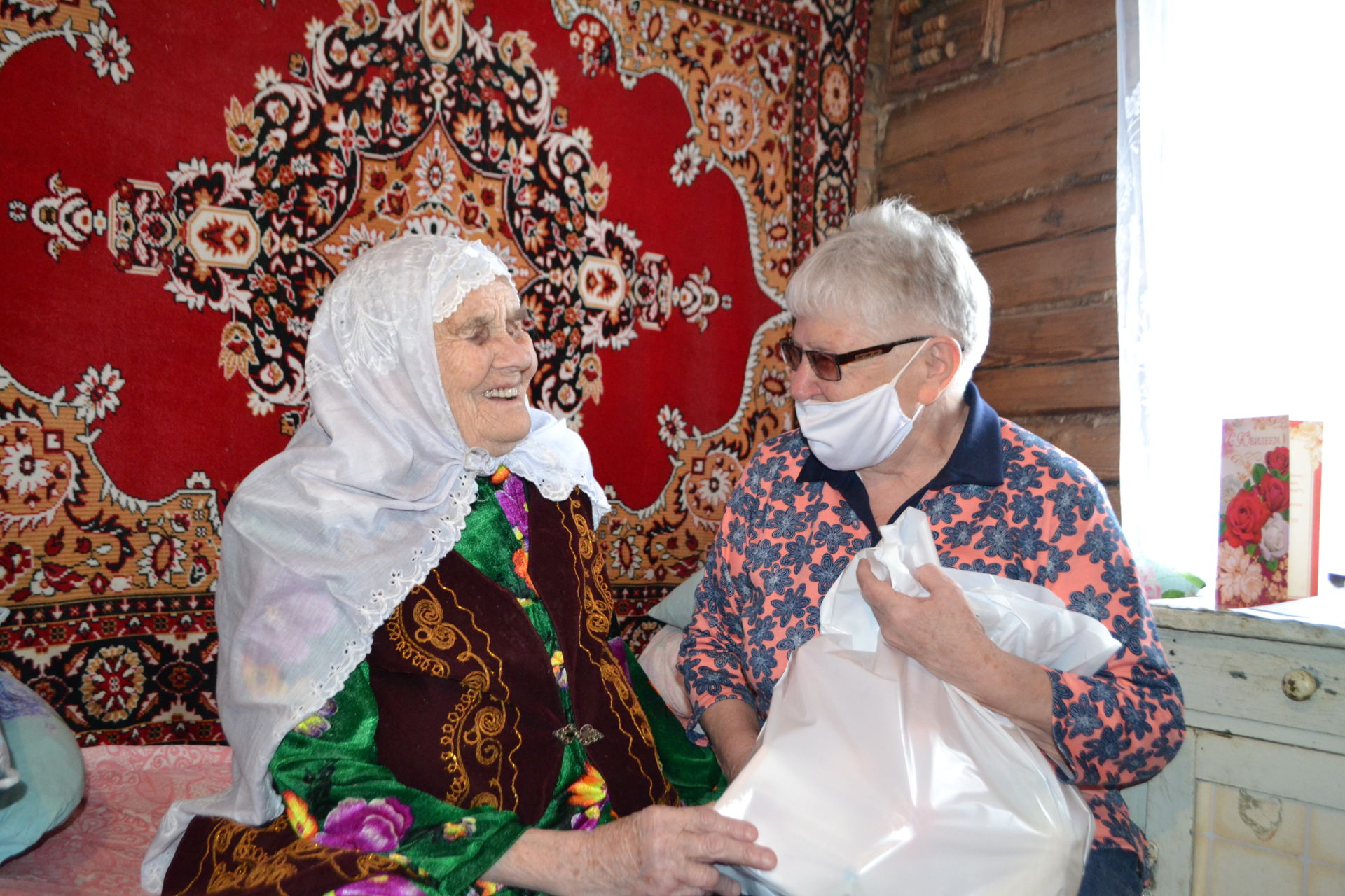 95 лет отметила Наиля Сибгатуллина из поселка Бахча Сарай