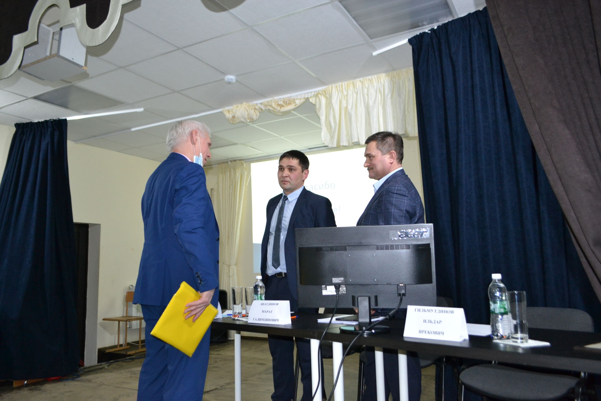 Марат Зиатдинов отметил положительную работу Набережноморквашского поселения