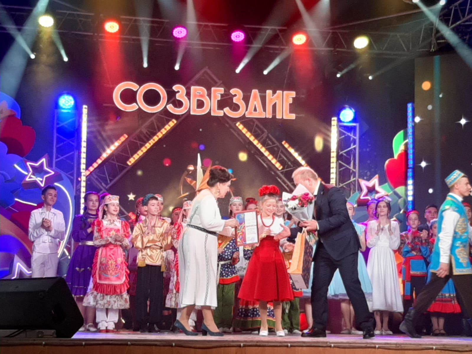 Юные таланты Верхнеуслонского района блестяще выступили на зональном этапе фестиваля "Созвездие - Йолдызлык"