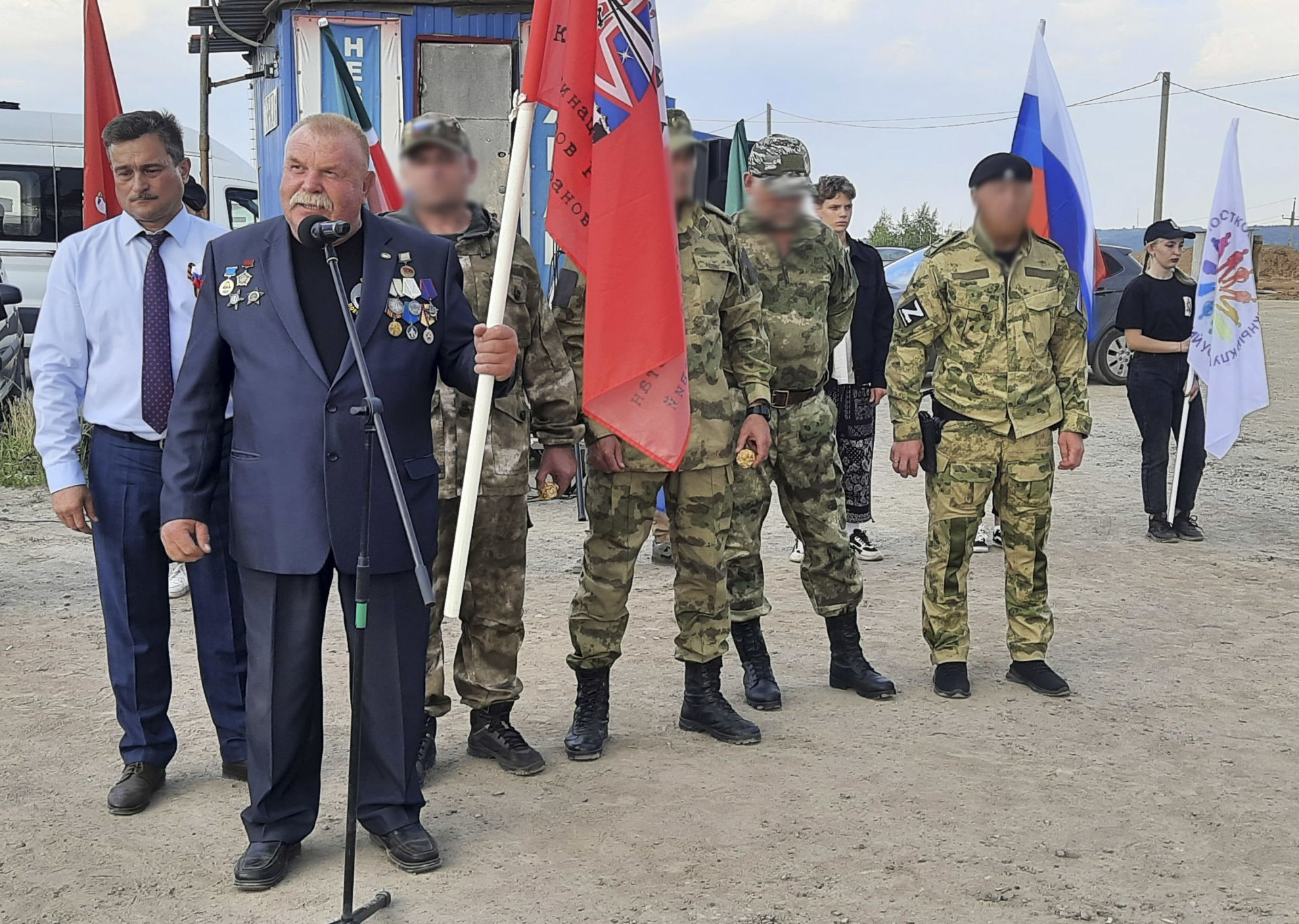 В Татарстане встретили военных, вернувшихся после специальной военной операции