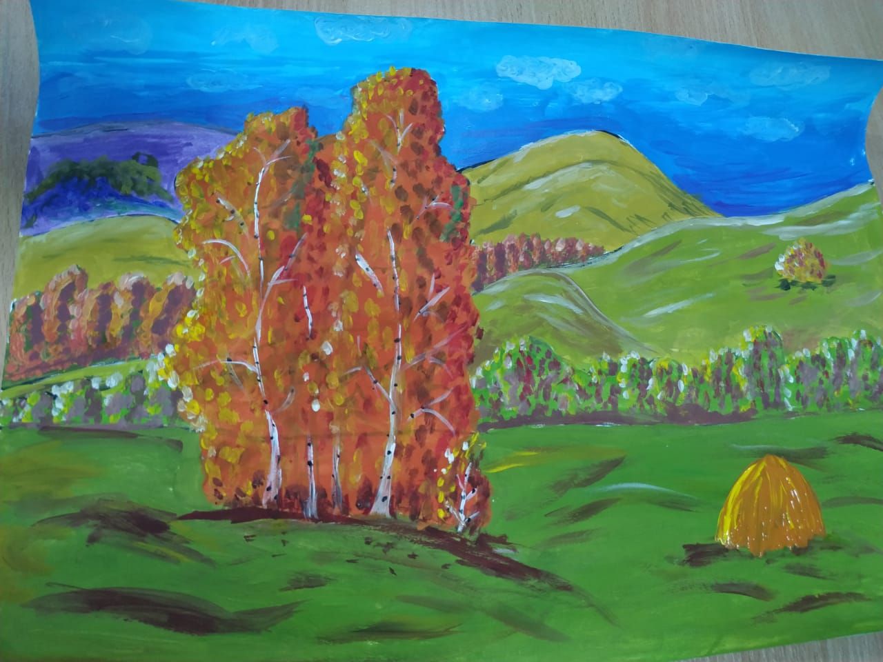 Участники проекта «Разноцветный мир» рисовали золотую осень