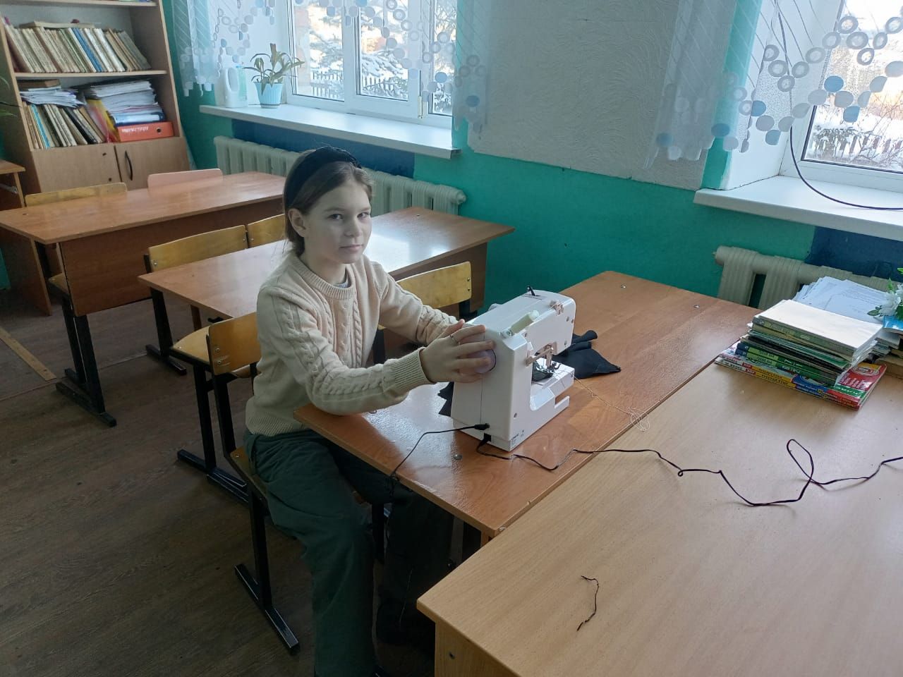 Депутат Сергей Окружнов подарил Печищинской школе новое оборудование