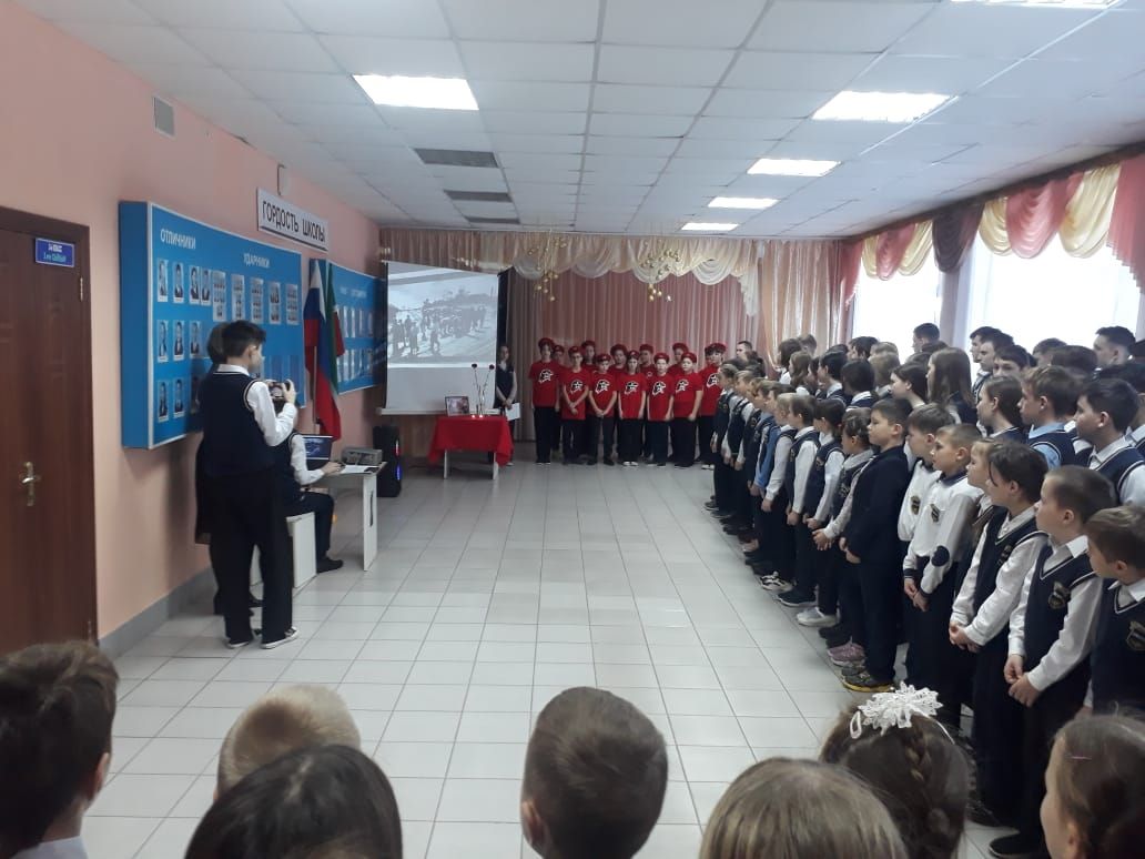 В Макуловской школе почтили память Героя Советского Союза Алексея Исаева