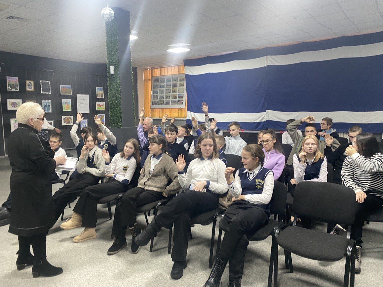 Римма Троицкая провела для школьников Урок памяти