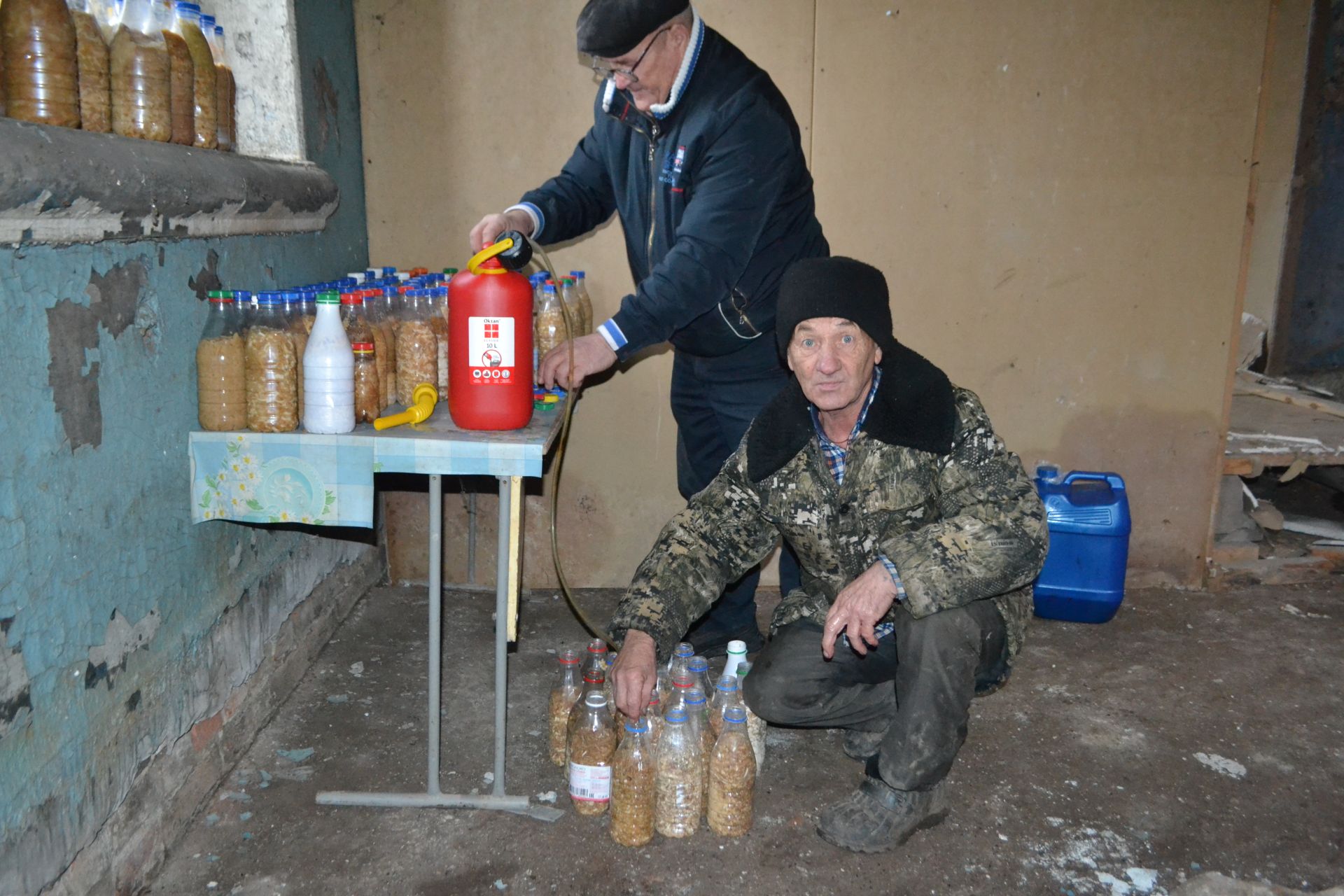 Жители Куралова готовят для бойцов СВО быстрый розжиг
