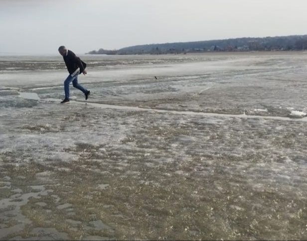 В Верхнем Услоне спасли человека, рискнувшего перейти Волгу