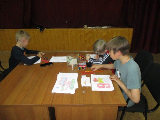 Юные кильдеевцы приняли участие в конкурсе рисунков «Я помню! Я горжусь!»