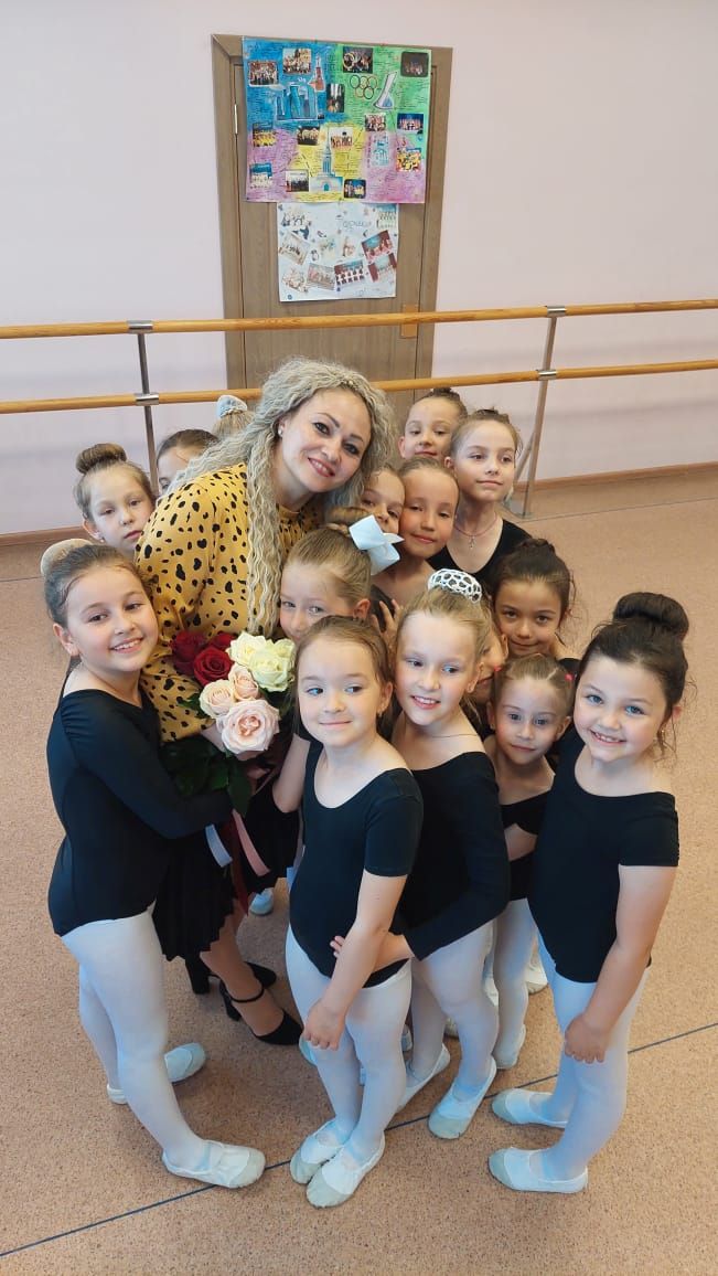 Ученики преподавателя Нины Антоновой успешно сдали экзамены по хореографии