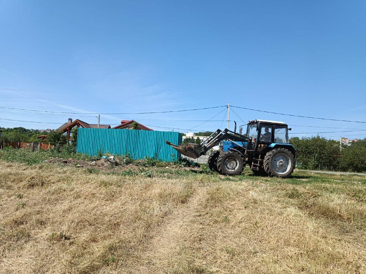 На набережной в Верхнем Услоне проведены работы по благоустройству