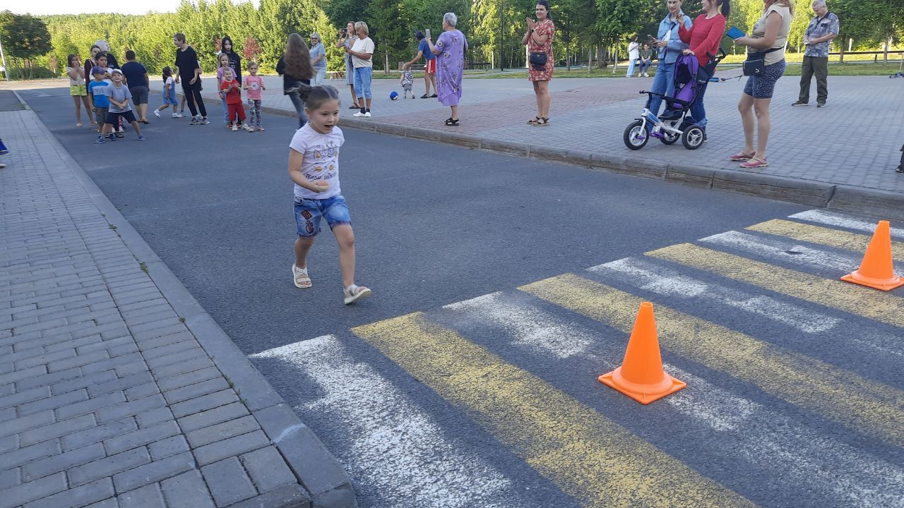 В Верхнем Услоне подростков пригласили поиграть в народные игры