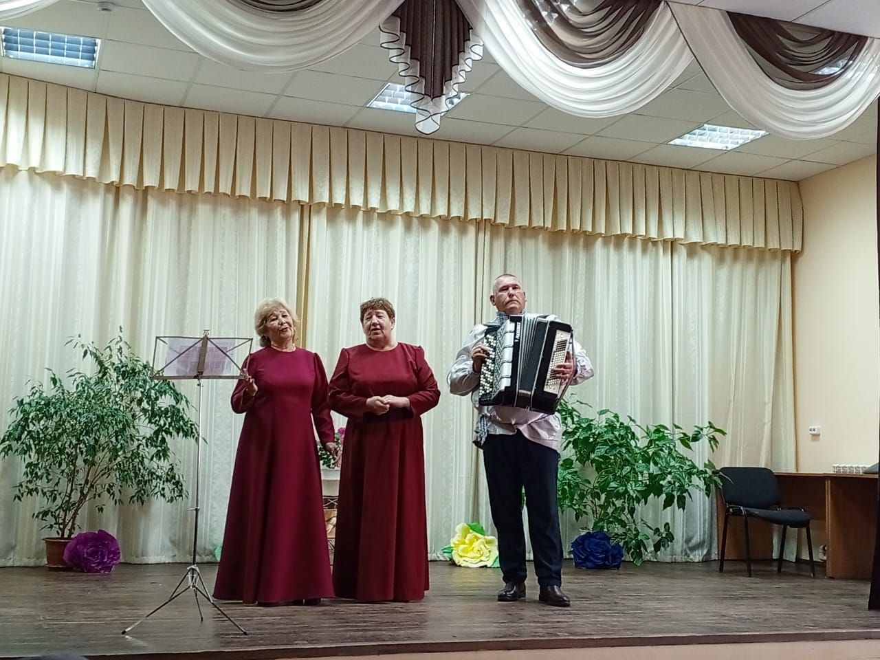Макылда Татарстан Республикасы көненә концерт узды