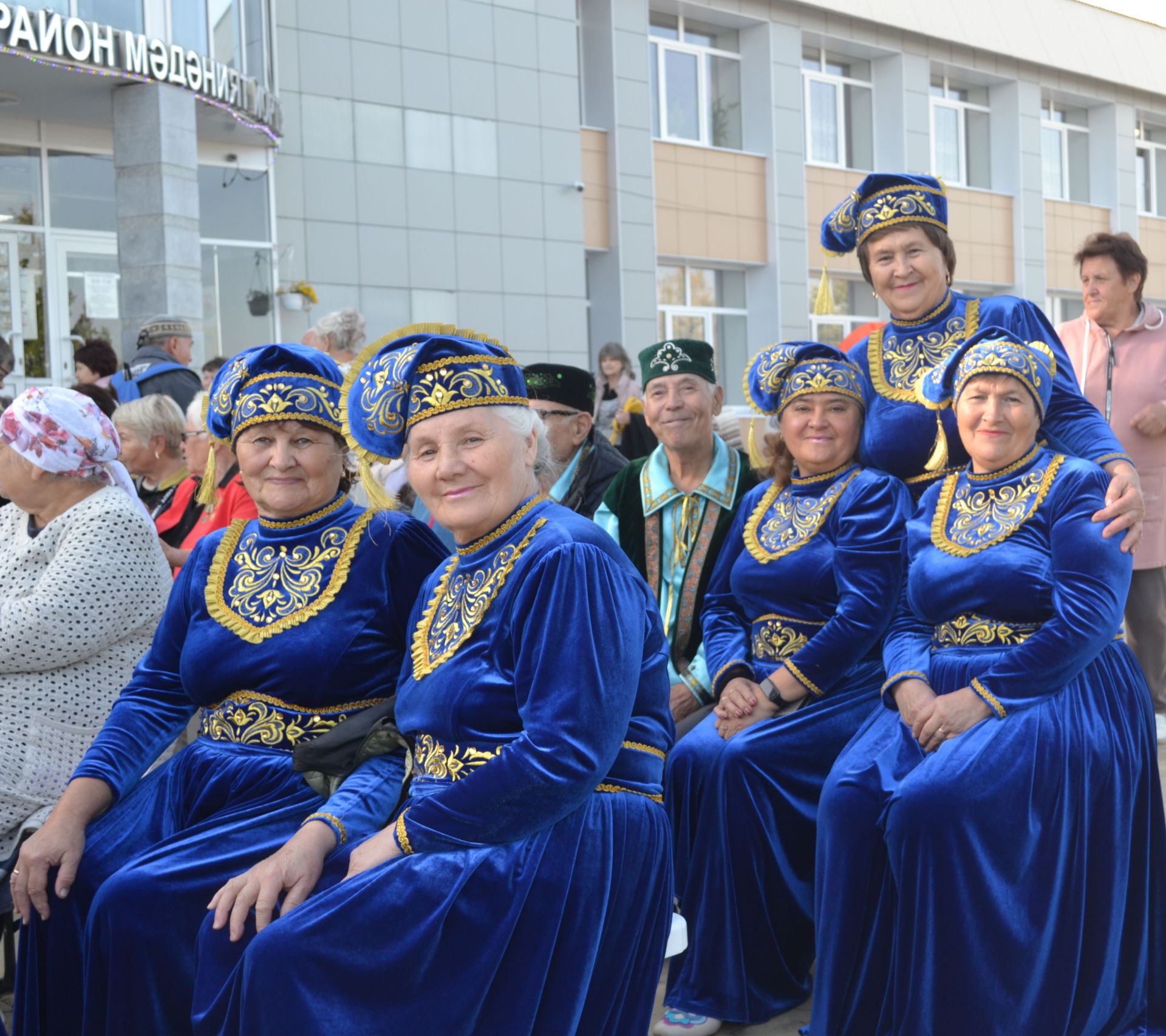 В Верхнем Услоне пожилых людей пригласили в советскую столовую