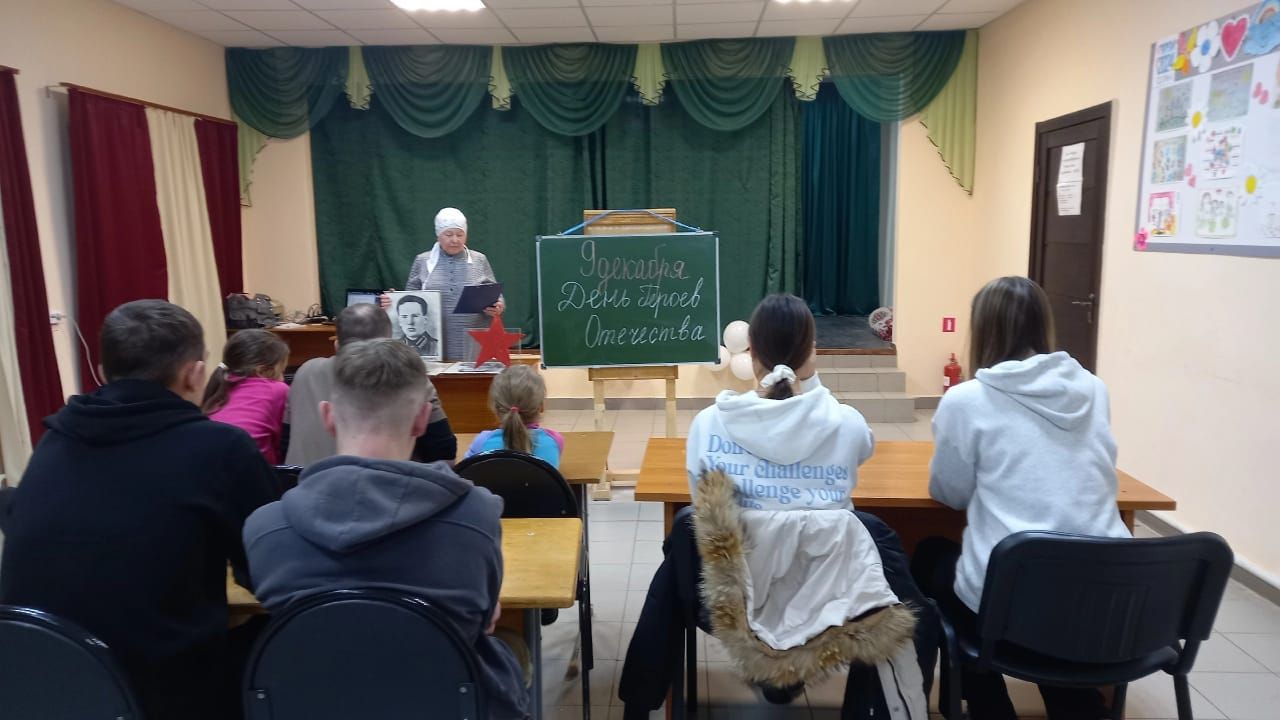 Вахитта герой якташларга багышланган чара узды