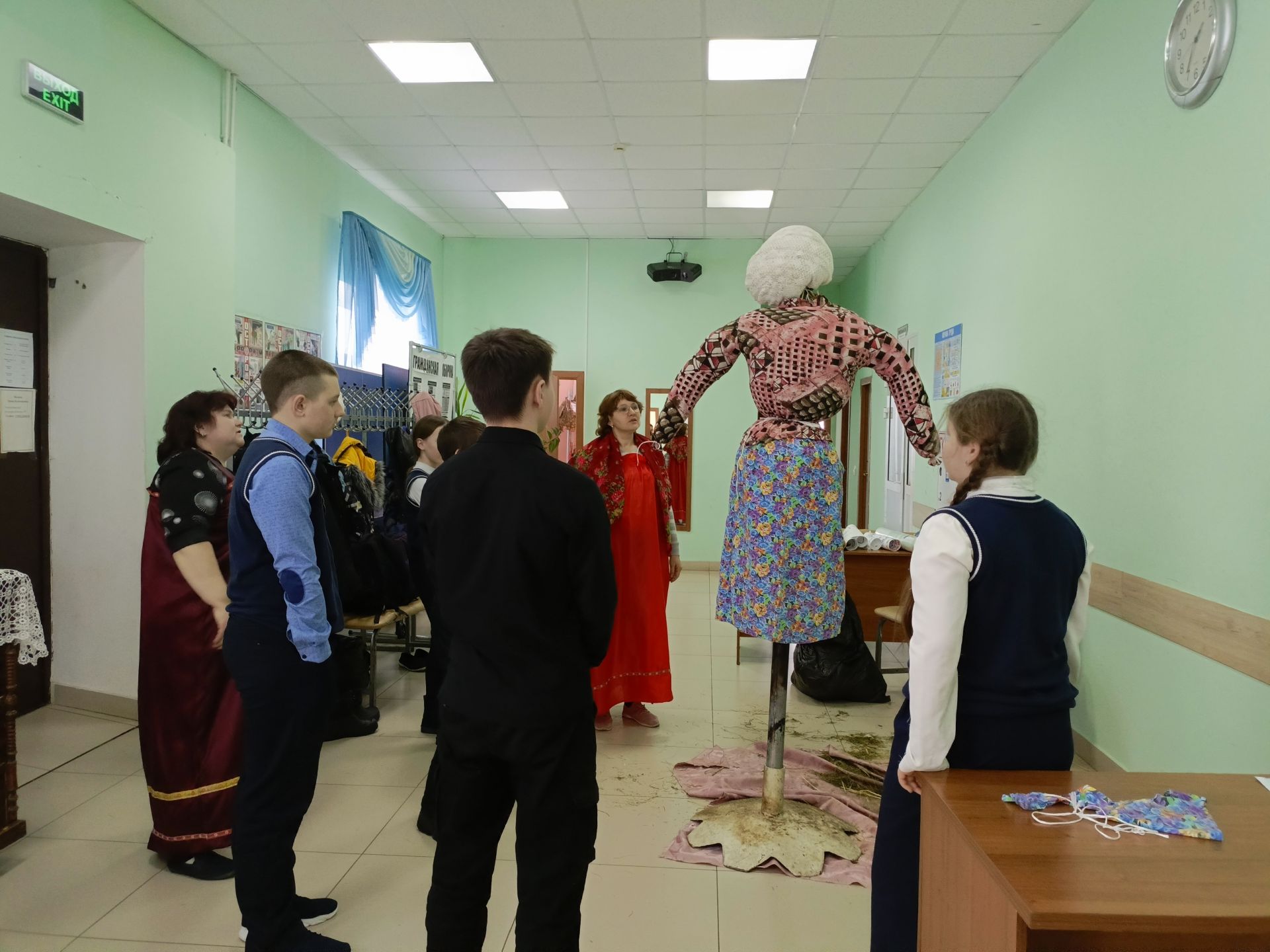 В Кильдееве прошел мастер-класс по созданию обрядовой куклы- масленицы