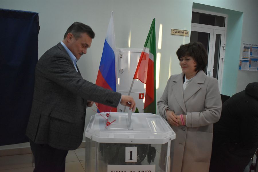 Семья Зиатдиновых: «Всегда вместе ходим на выборы»