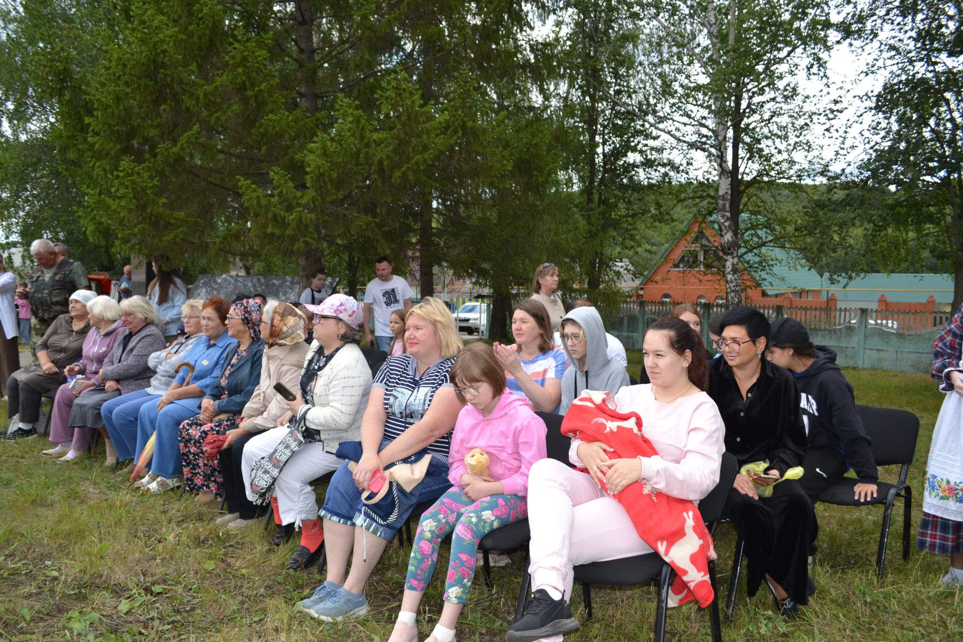 В Набережных Морквашах прошел фестиваль окрошки