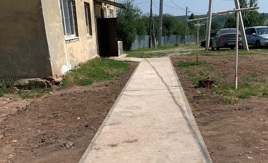 В Верхнеуслонском районе продолжаются работы по республиканской программе «Наш двор»