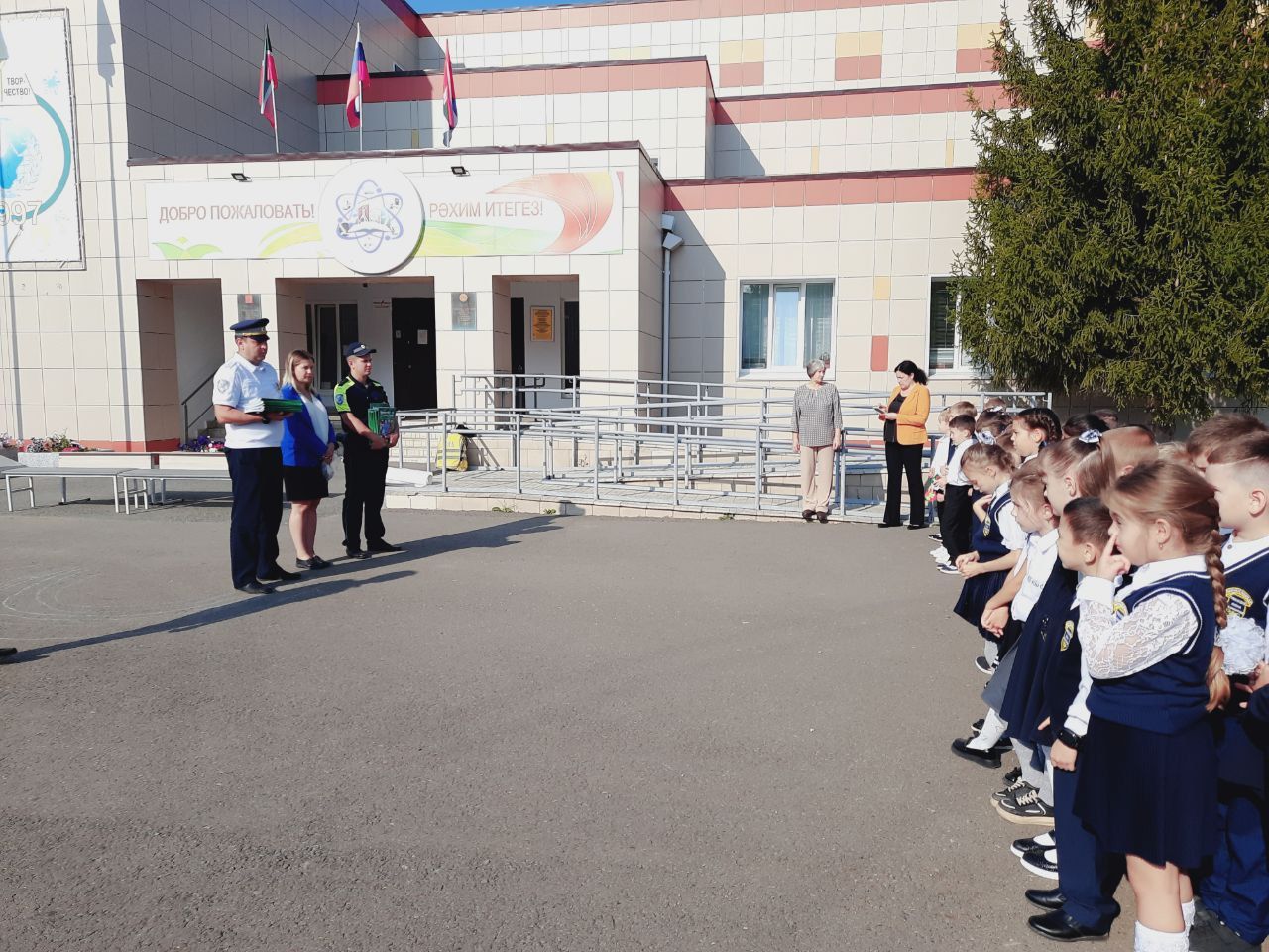 В Верхнеуслонской гимназии прошел открытый урок по безопасности дорожного движения