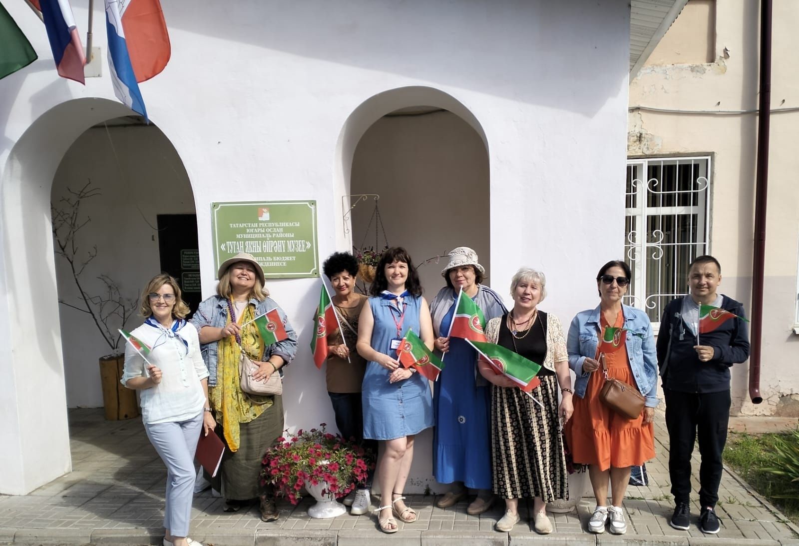 В Краеведческом музее в Верхнем Услоне прошел музейный урок и мастер-класс для участников группы «Разноцветный мир»