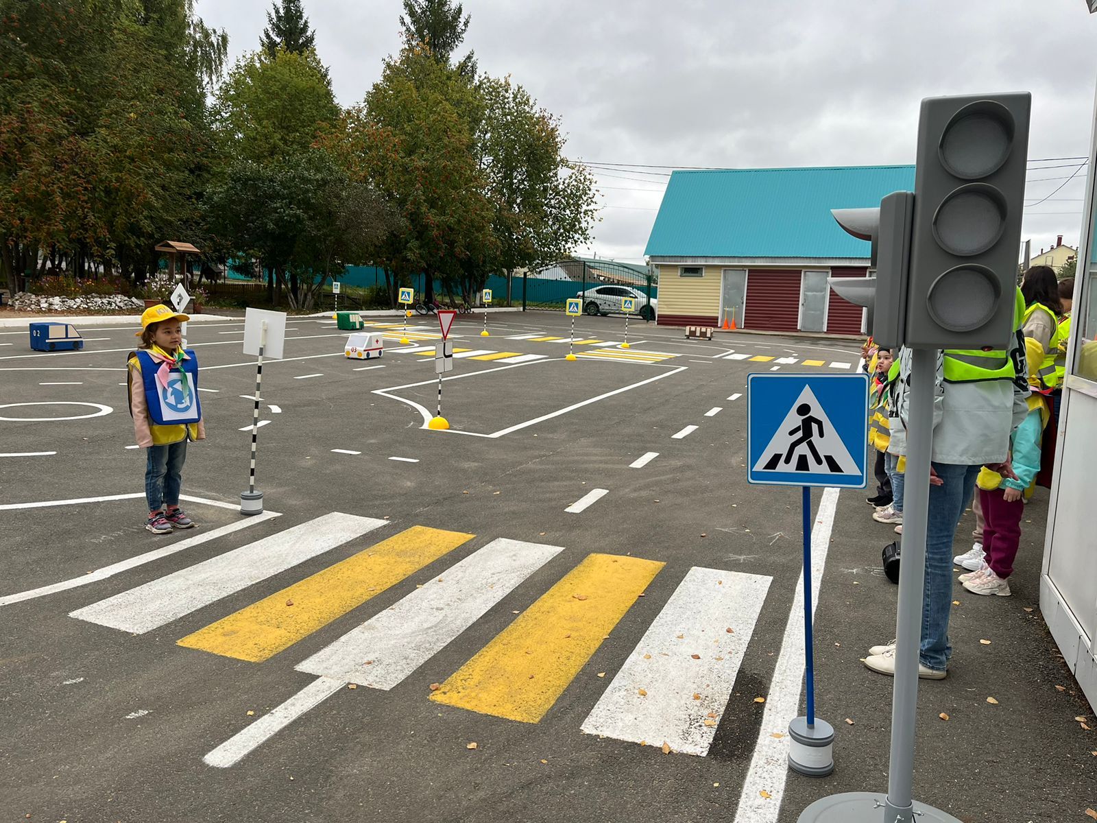 В Верхнем Услоне официально открыли автогородок на территории детсада «Березка»