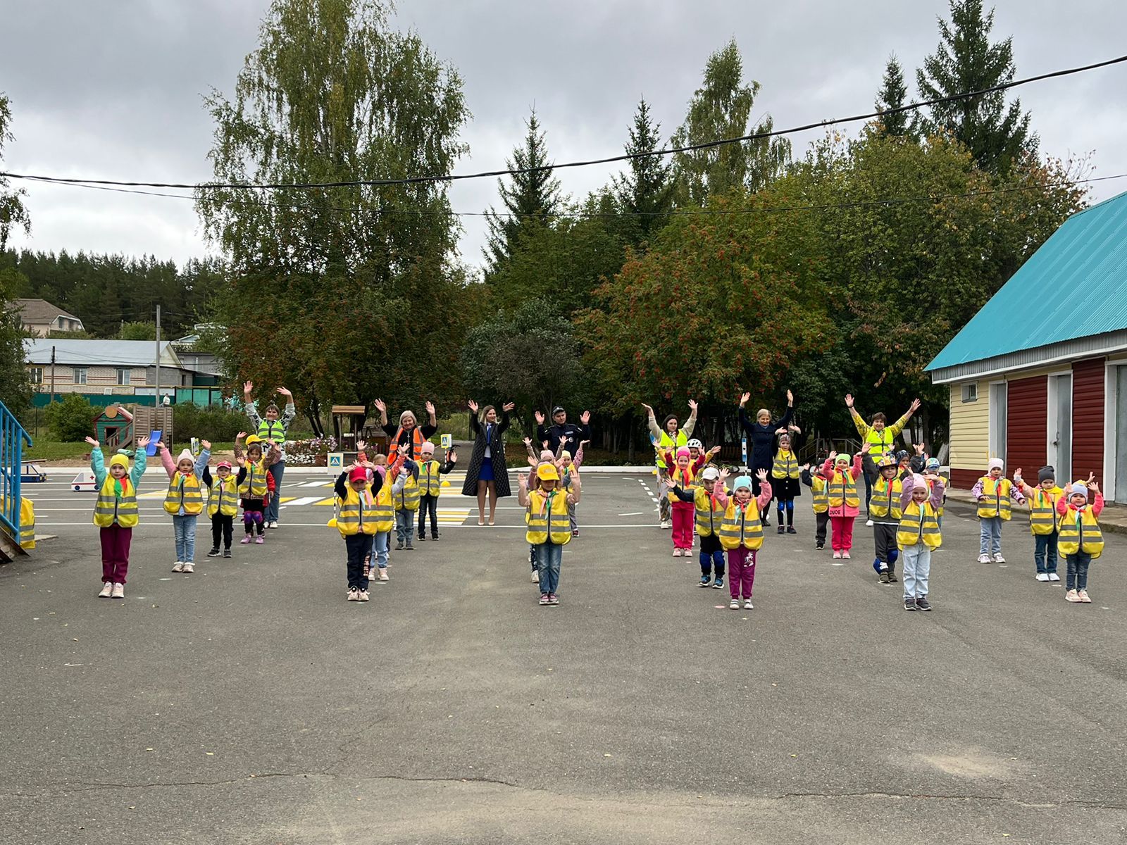 В Верхнем Услоне официально открыли автогородок на территории детсада «Березка»